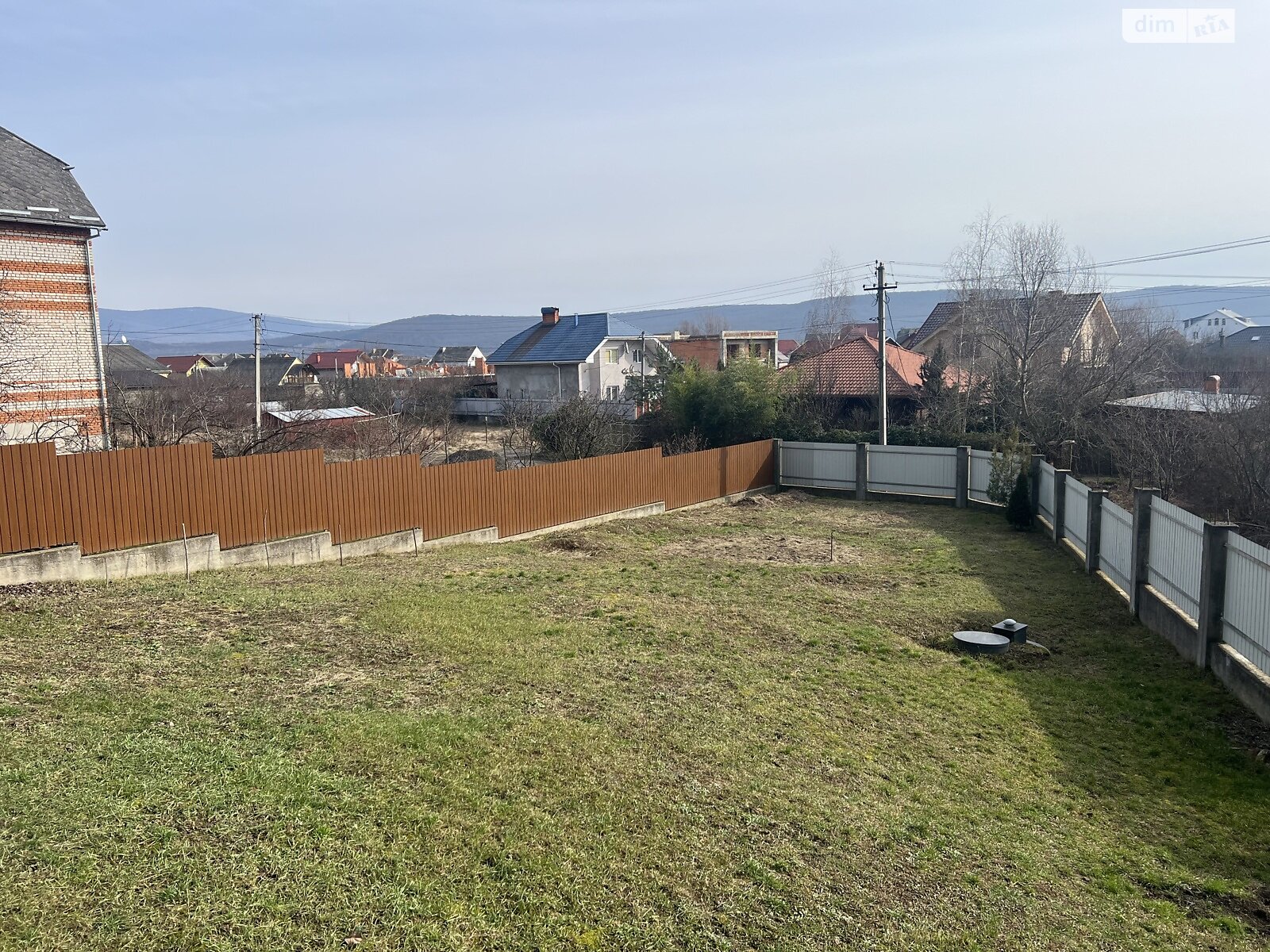 двухэтажный дом с верандой, 220 кв. м, кирпич. Продажа в Оноковцы фото 1