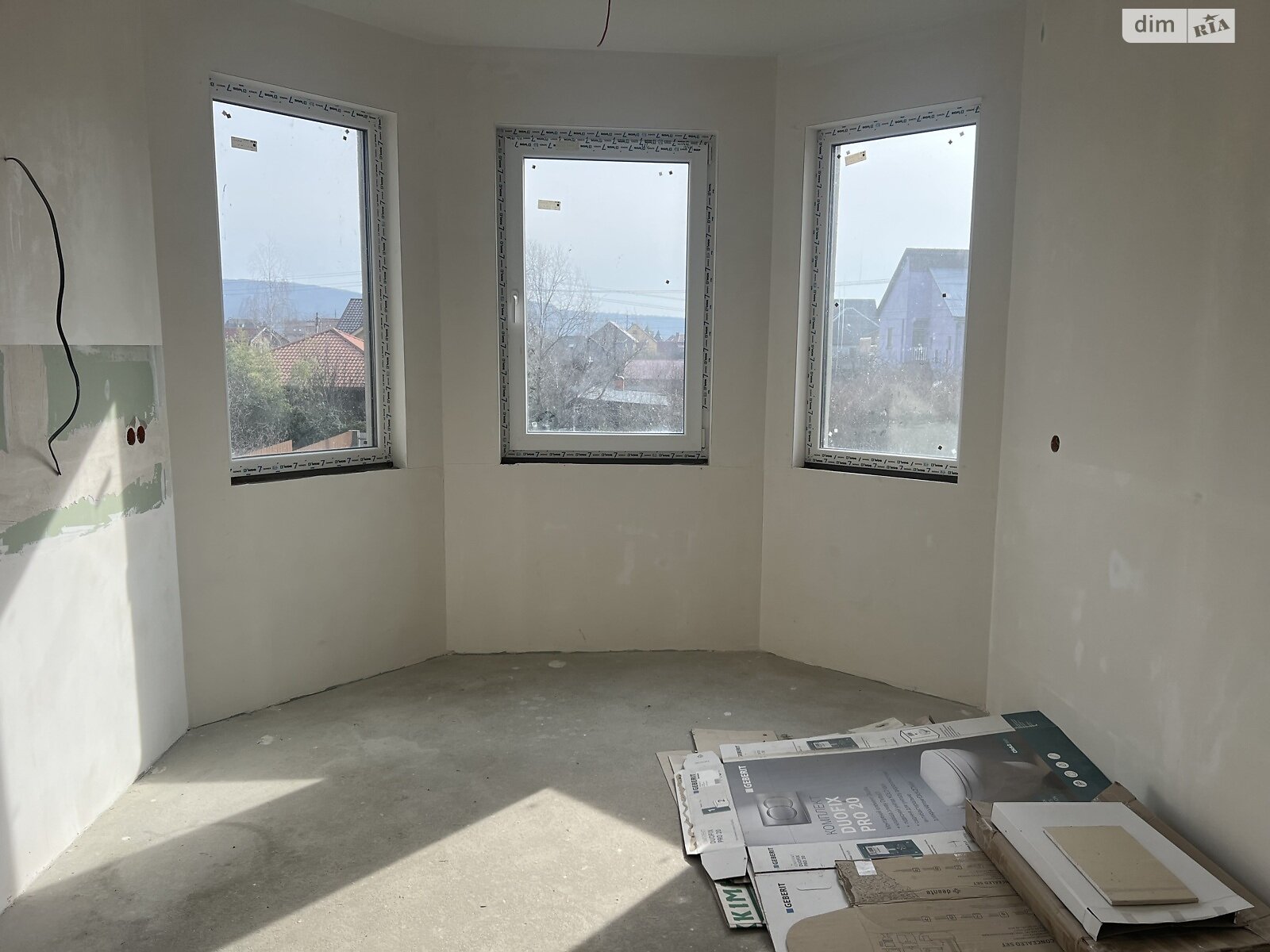 двухэтажный дом с верандой, 220 кв. м, кирпич. Продажа в Оноковцы фото 1