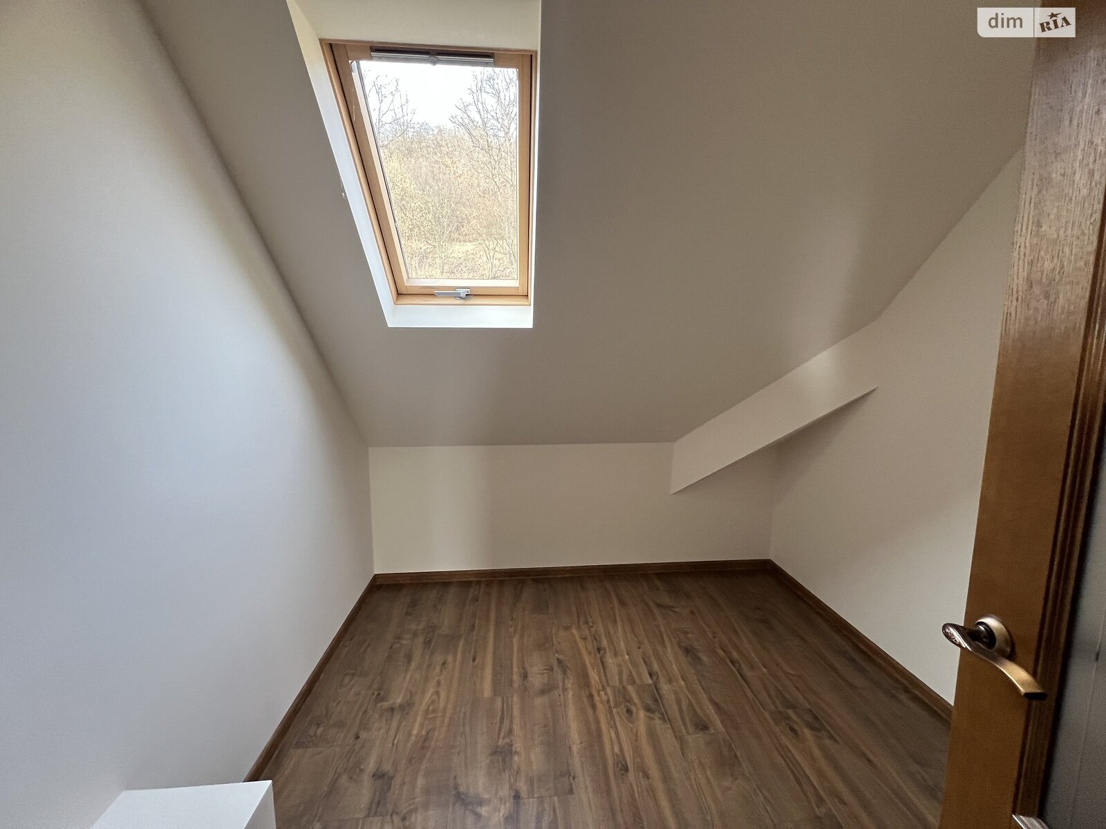 двухэтажный дом с верандой, 220 кв. м, кирпич. Продажа в Оноковцы фото 1