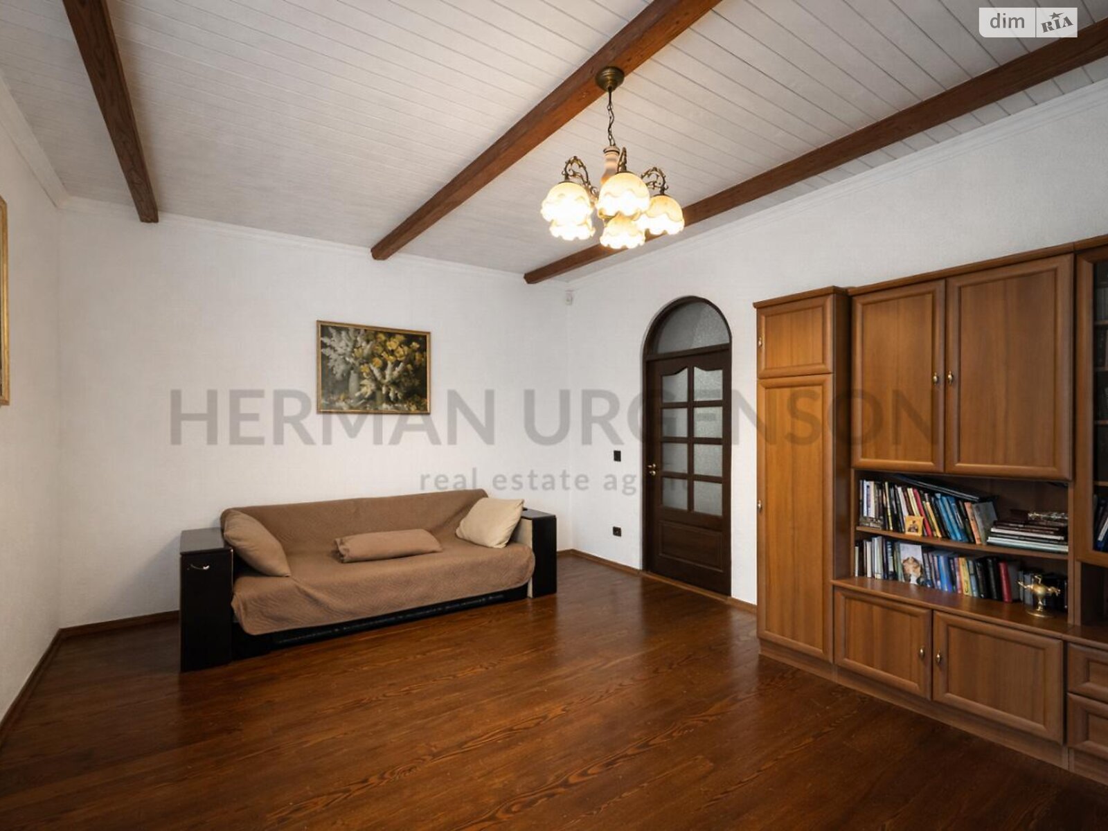 двухэтажный дом с балконом, 191.1 кв. м, кирпич. Продажа в Оноковцы фото 1