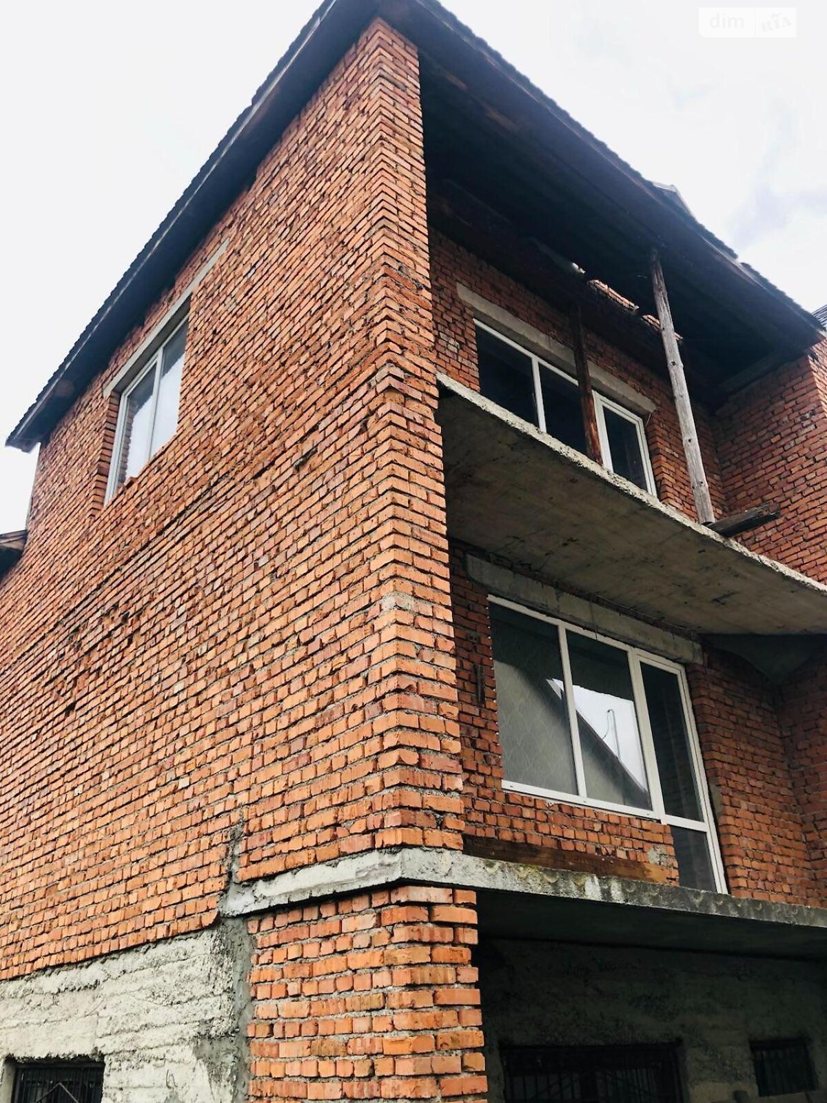 триповерховий будинок, 320 кв. м, цегла. Продаж у Оноківцях фото 1