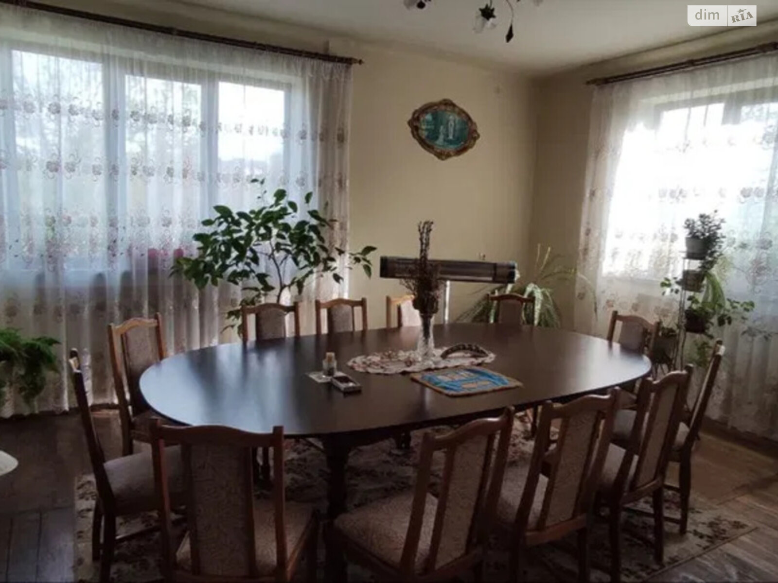 трехэтажный дом с гаражом, 326 кв. м, кирпич. Продажа в Опорах фото 1