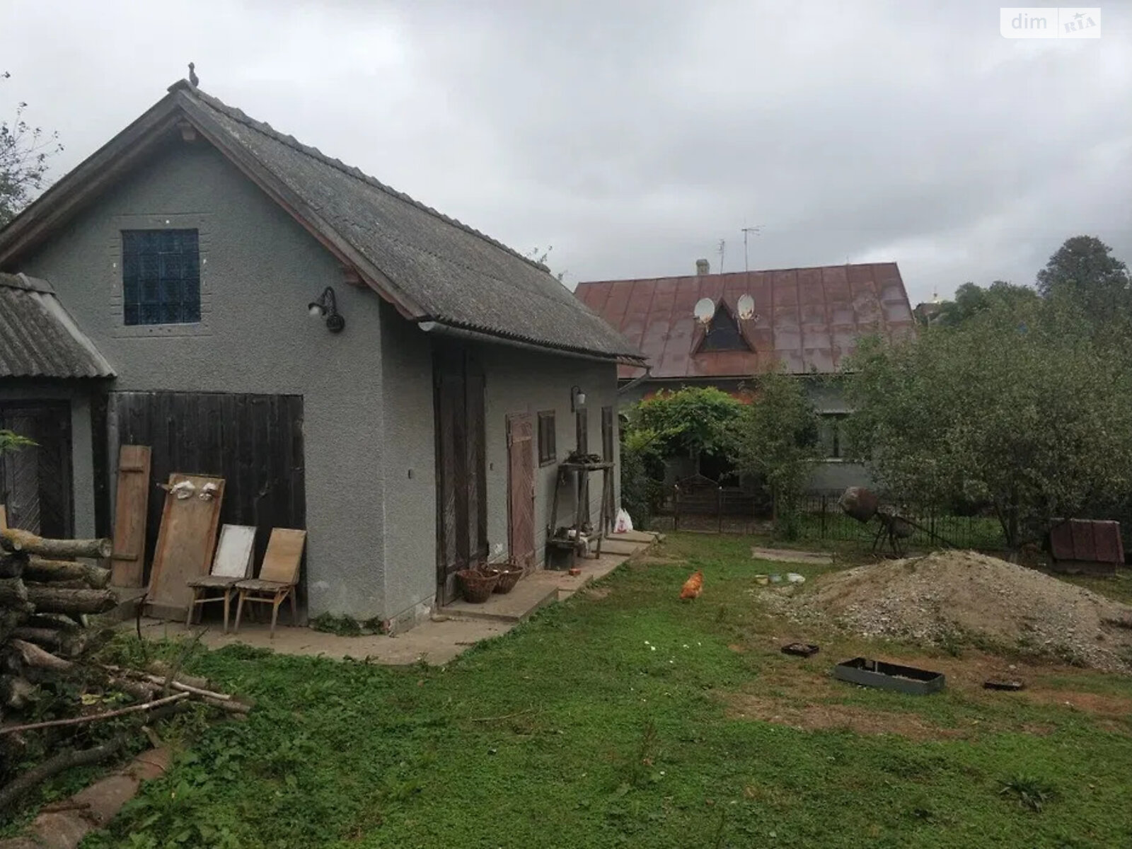 трехэтажный дом с гаражом, 326 кв. м, кирпич. Продажа в Опорах фото 1