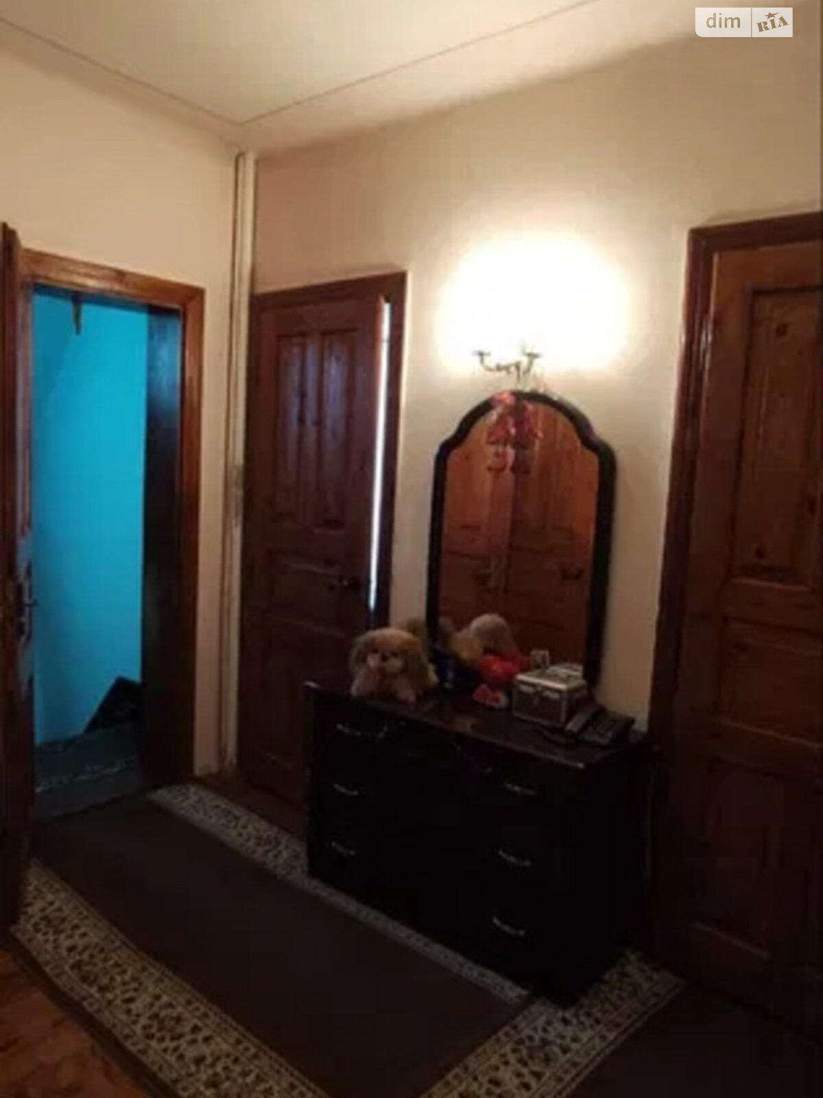 трехэтажный дом с гаражом, 326 кв. м, кирпич. Продажа в Опорах фото 1