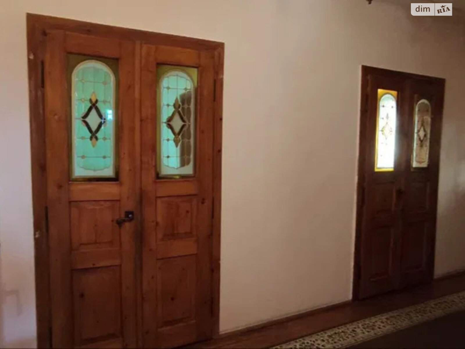 трехэтажный дом с гаражом, 326 кв. м, кирпич. Продажа в Опорах фото 1