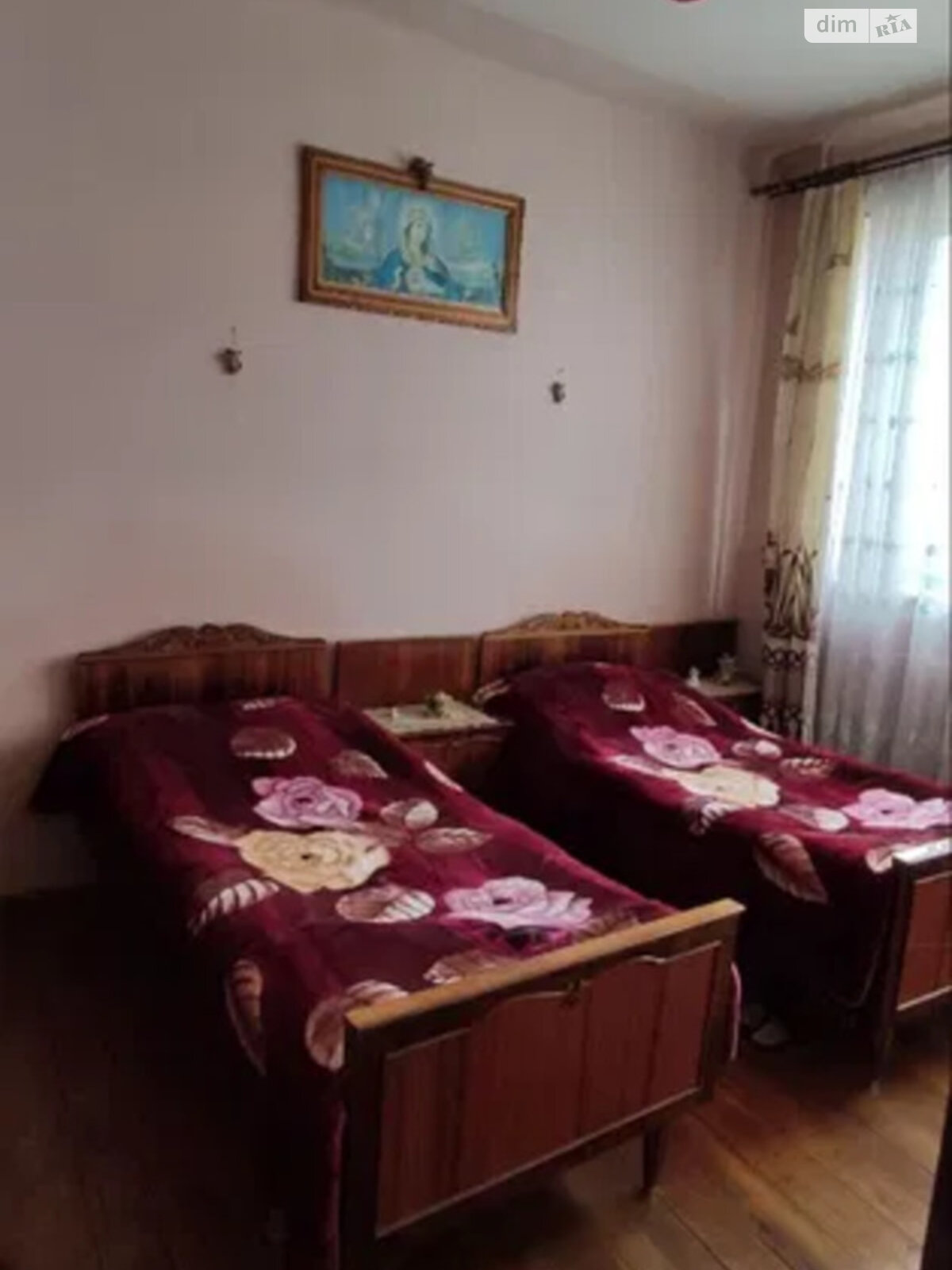 трехэтажный дом с гаражом, 326 кв. м, кирпич. Продажа в Опорах фото 1