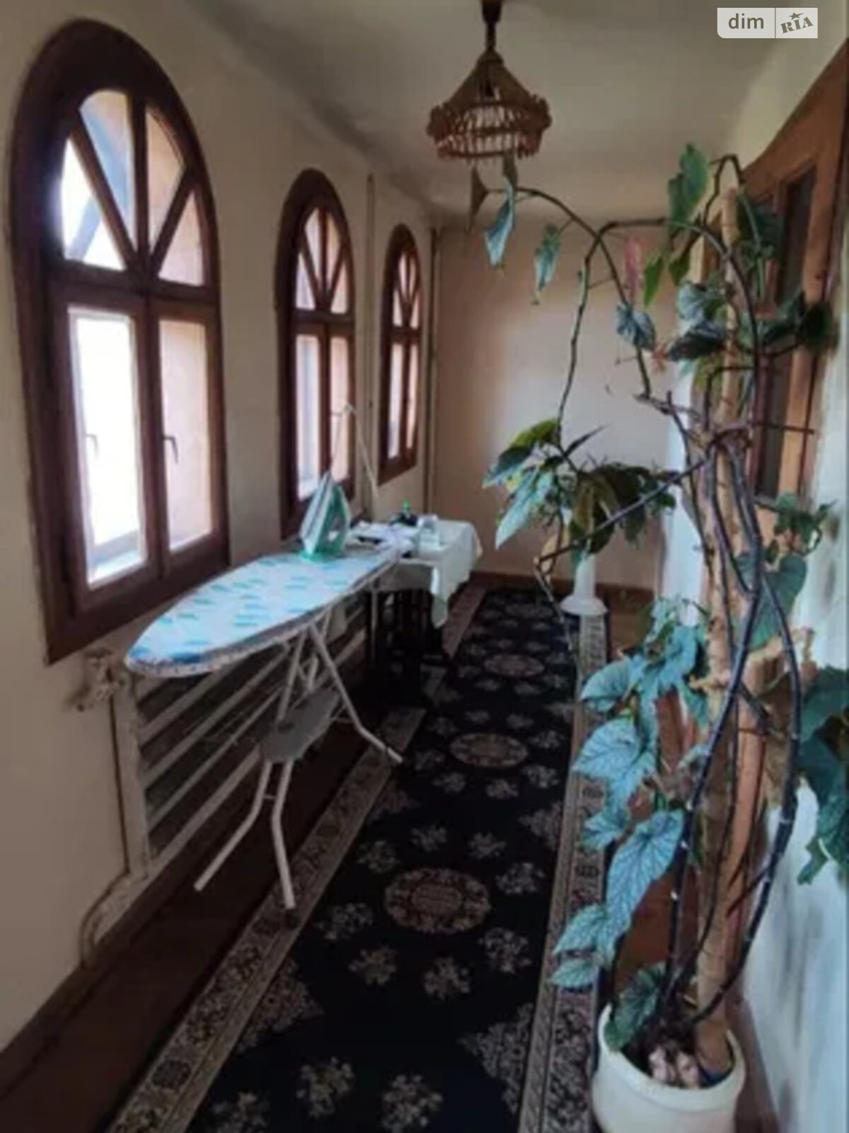 трехэтажный дом с гаражом, 326 кв. м, кирпич. Продажа в Опорах фото 1