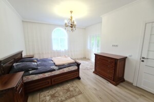 двухэтажный дом с балконом, 245 кв. м, кирпич. Продажа в Ореховице фото 2