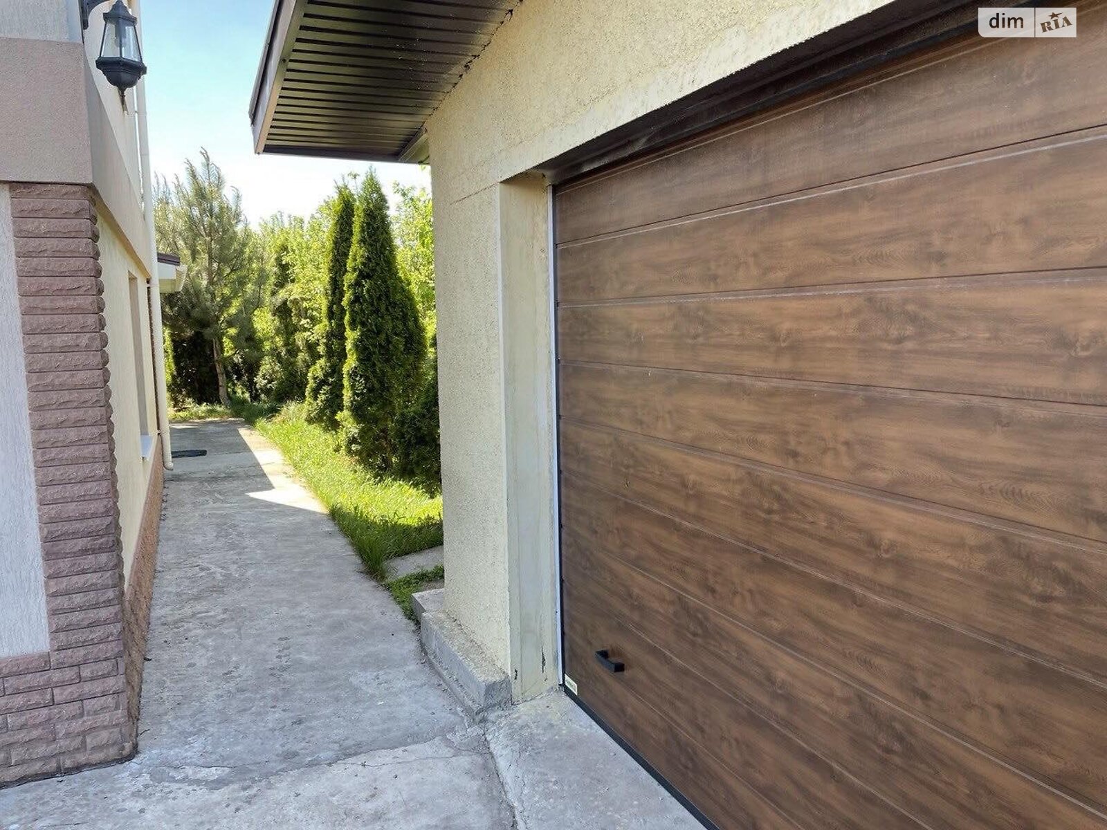 триповерховий будинок з опаленням, 238 кв. м, цегла. Продаж у Орільському фото 1 триповерховий будинок з опаленням, 238 кв. м, цегла. Продаж у Орільському фото 1