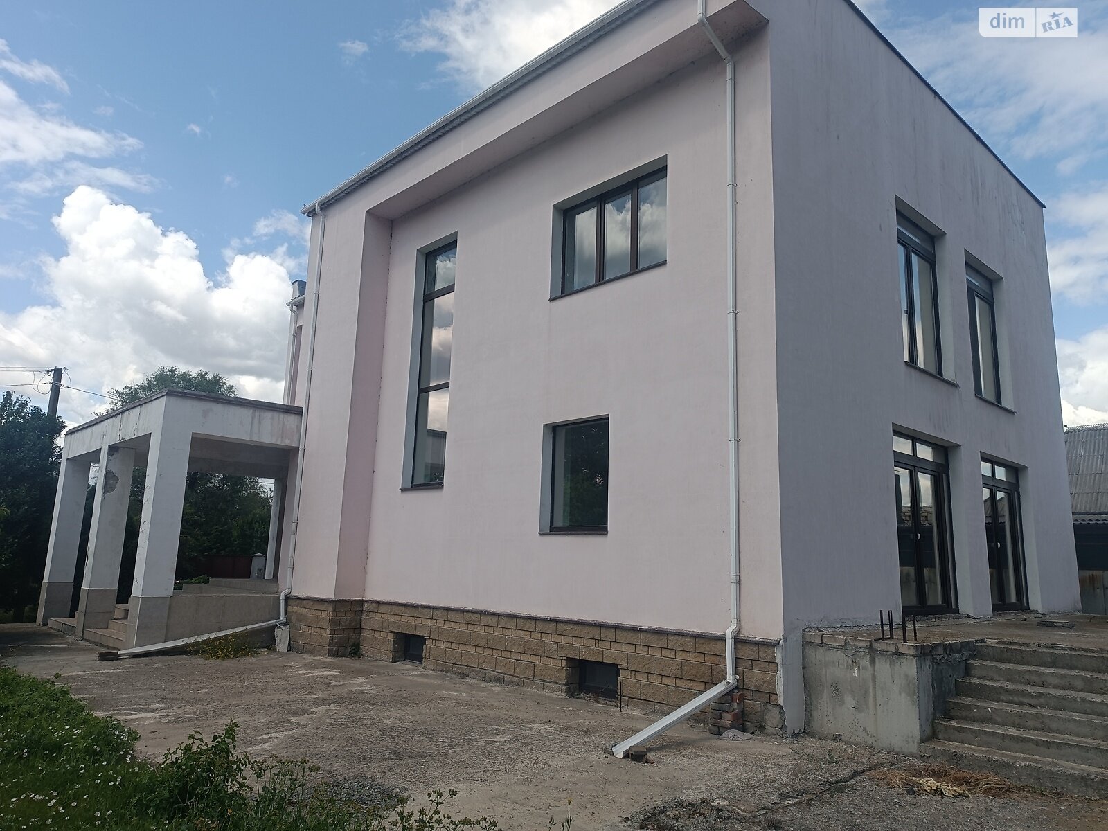 двухэтажный дом с верандой, 200 кв. м, кирпич. Продажа в Орловщине фото 1 двухэтажный дом с верандой, 200 кв. м, кирпич. Продажа в Орловщине фото 1