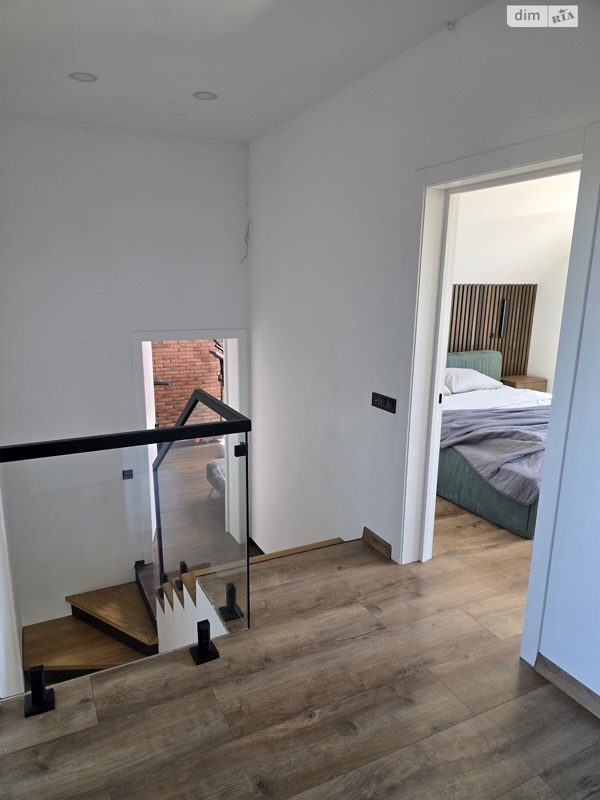 двухэтажный дом, 246 кв. м, кирпич. Продажа в Осещине фото 1 двухэтажный дом, 246 кв. м, кирпич. Продажа в Осещине фото 1