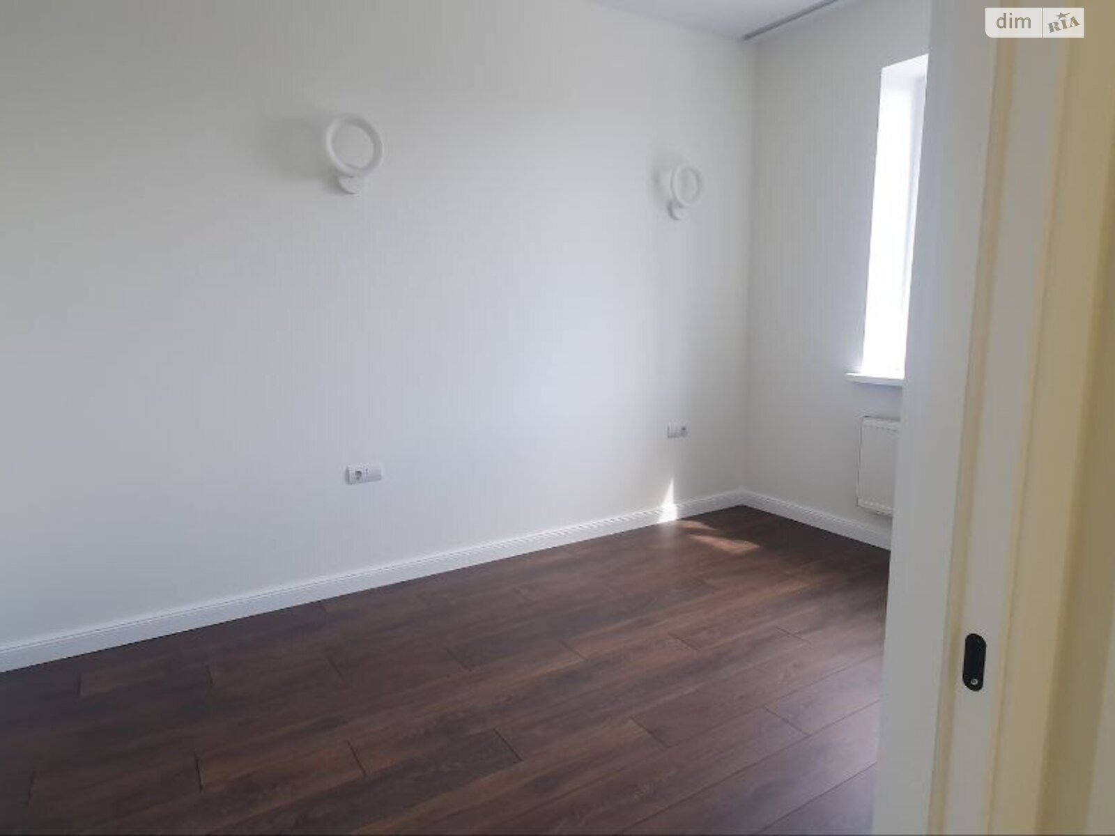 двухэтажный дом с ремонтом, 228 кв. м, пеноблок. Продажа в Осещине фото 1