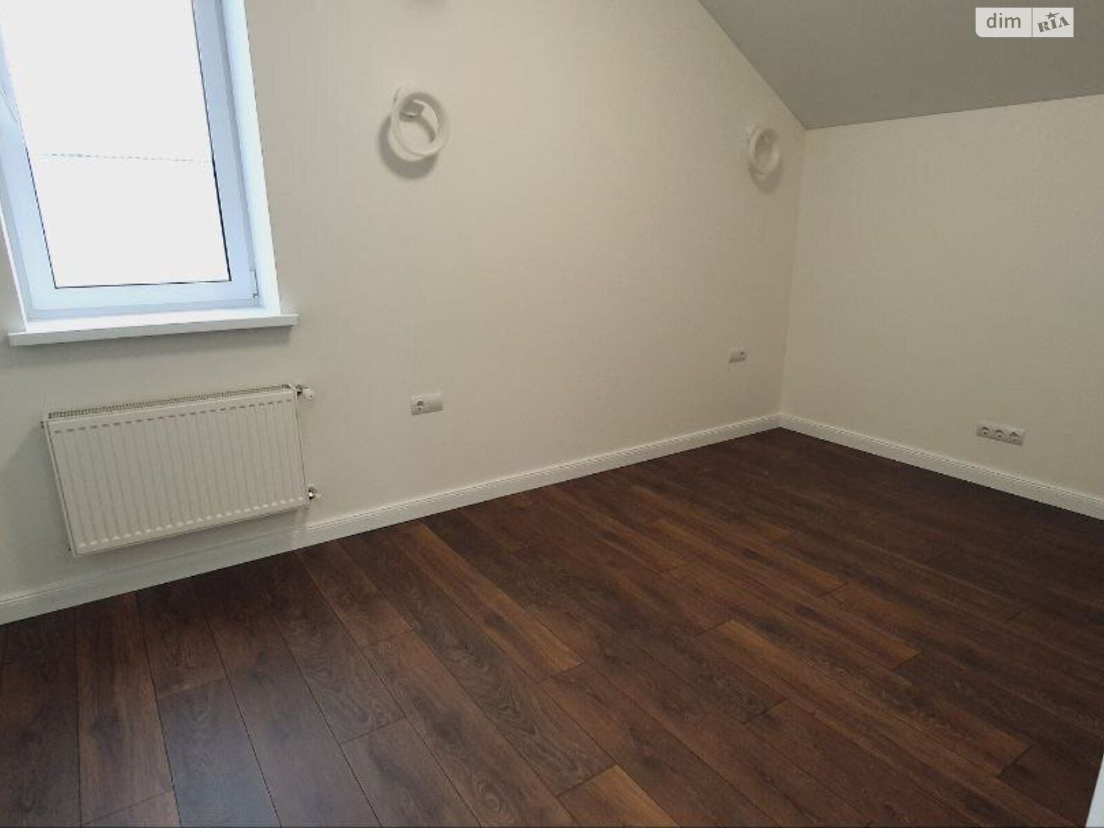 двухэтажный дом с ремонтом, 228 кв. м, пеноблок. Продажа в Осещине фото 1