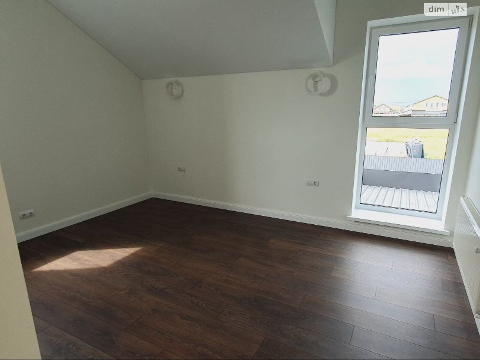 двухэтажный дом с ремонтом, 228 кв. м, пеноблок. Продажа в Осещине фото 1