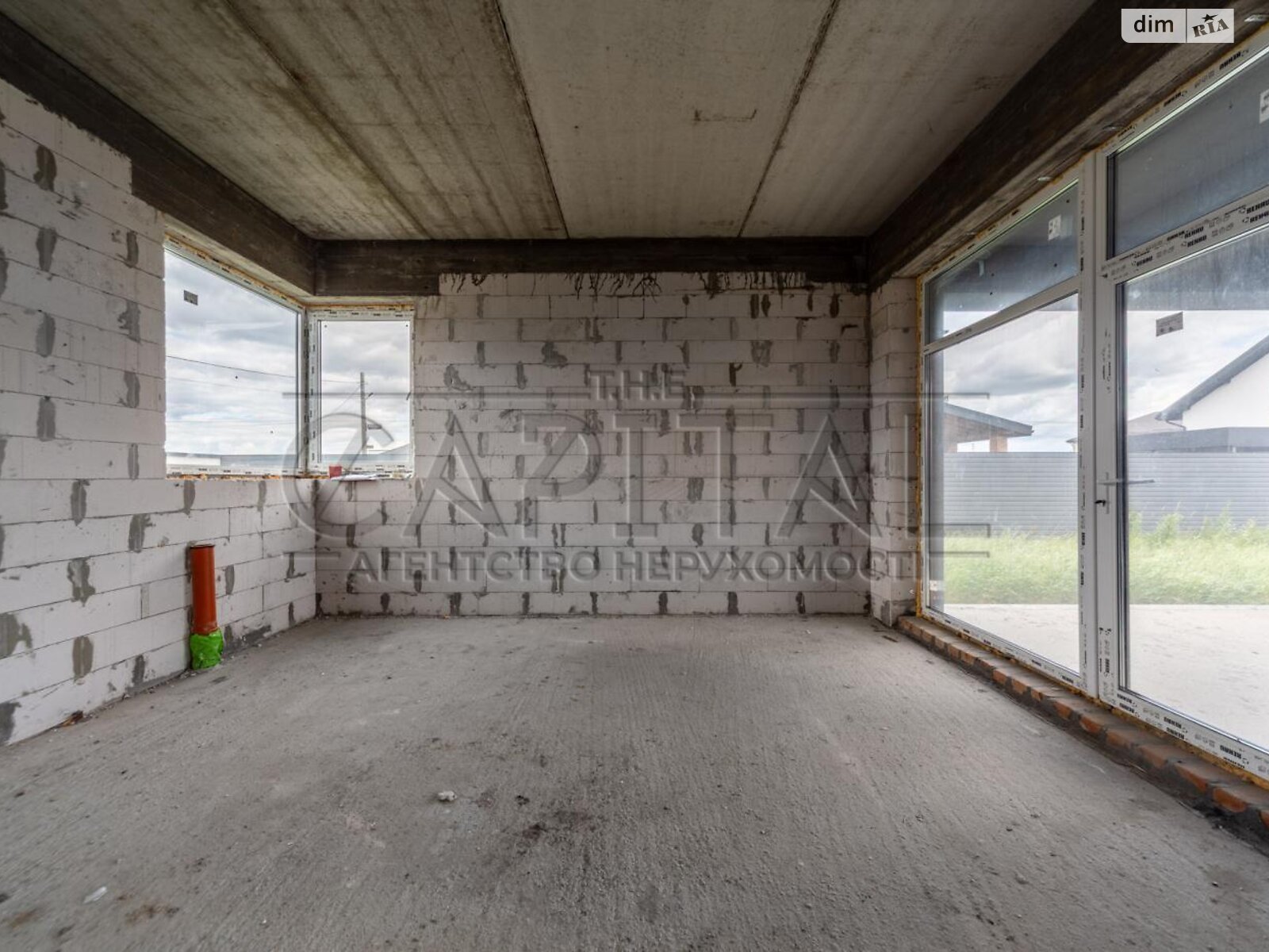 двоповерховий будинок з балконом, 160 кв. м, цегла. Продаж у Осещині фото 1