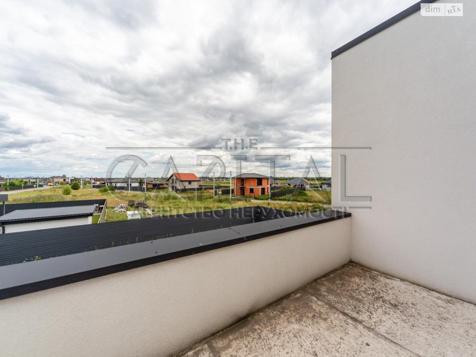 двоповерховий будинок з балконом, 160 кв. м, цегла. Продаж у Осещині фото 1