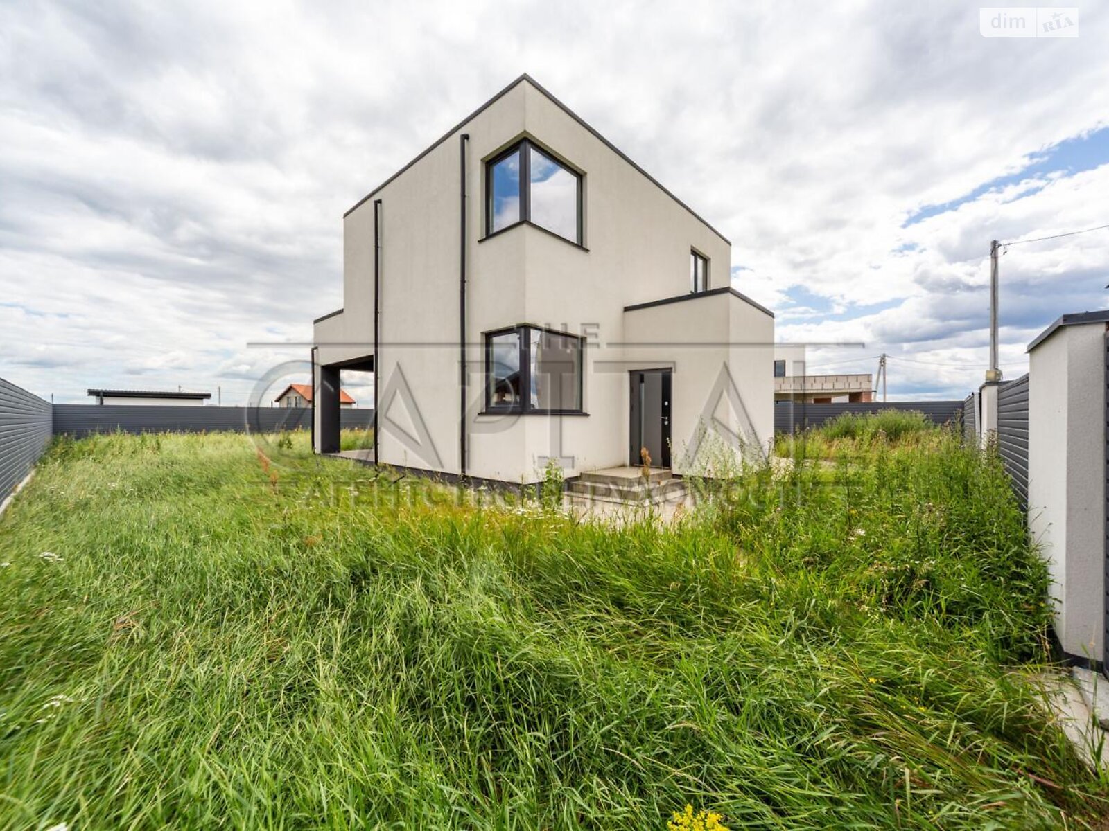 двоповерховий будинок з балконом, 160 кв. м, цегла. Продаж у Осещині фото 1