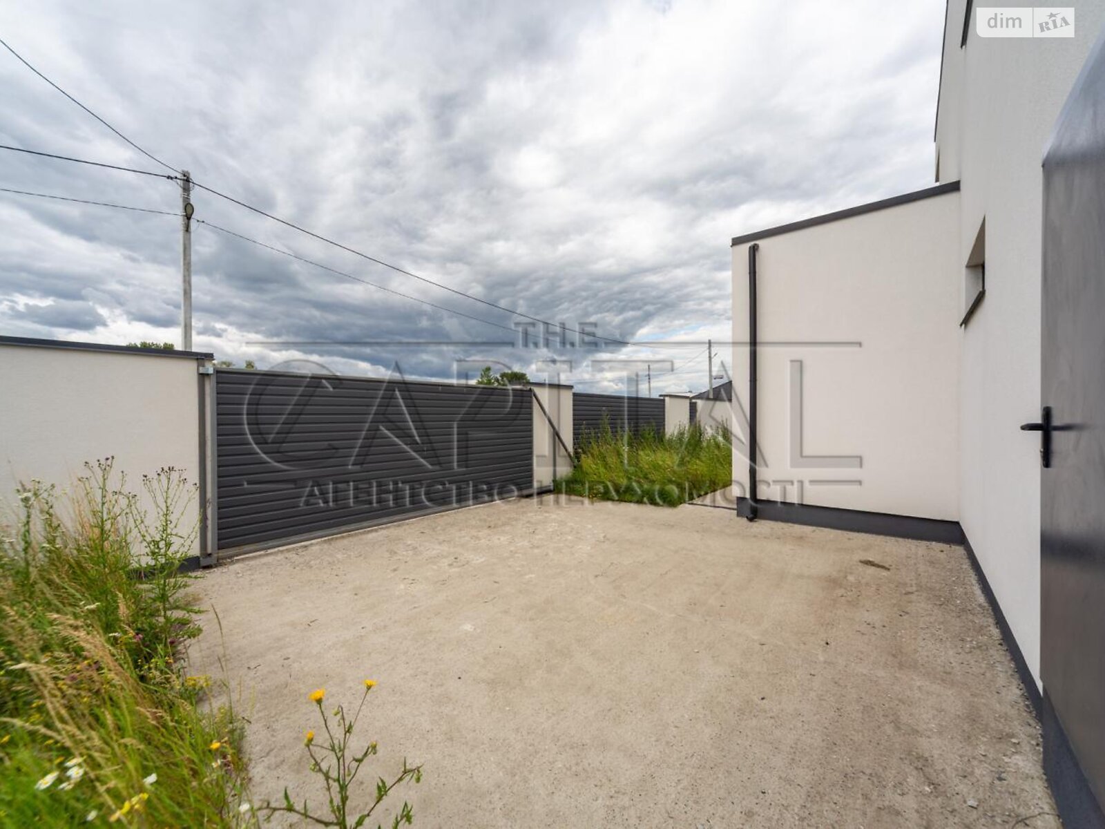 двоповерховий будинок з балконом, 160 кв. м, цегла. Продаж у Осещині фото 1