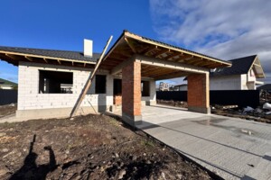 одноповерховий будинок з верандою, 140 кв. м, керамзітобетон. Продаж у Осещині фото 2