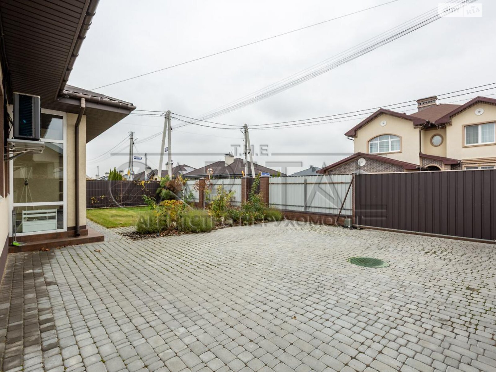 одноповерховий будинок з ремонтом, 132 кв. м, цегла. Продаж у Осещині фото 1 одноповерховий будинок з ремонтом, 132 кв. м, цегла. Продаж у Осещині фото 1