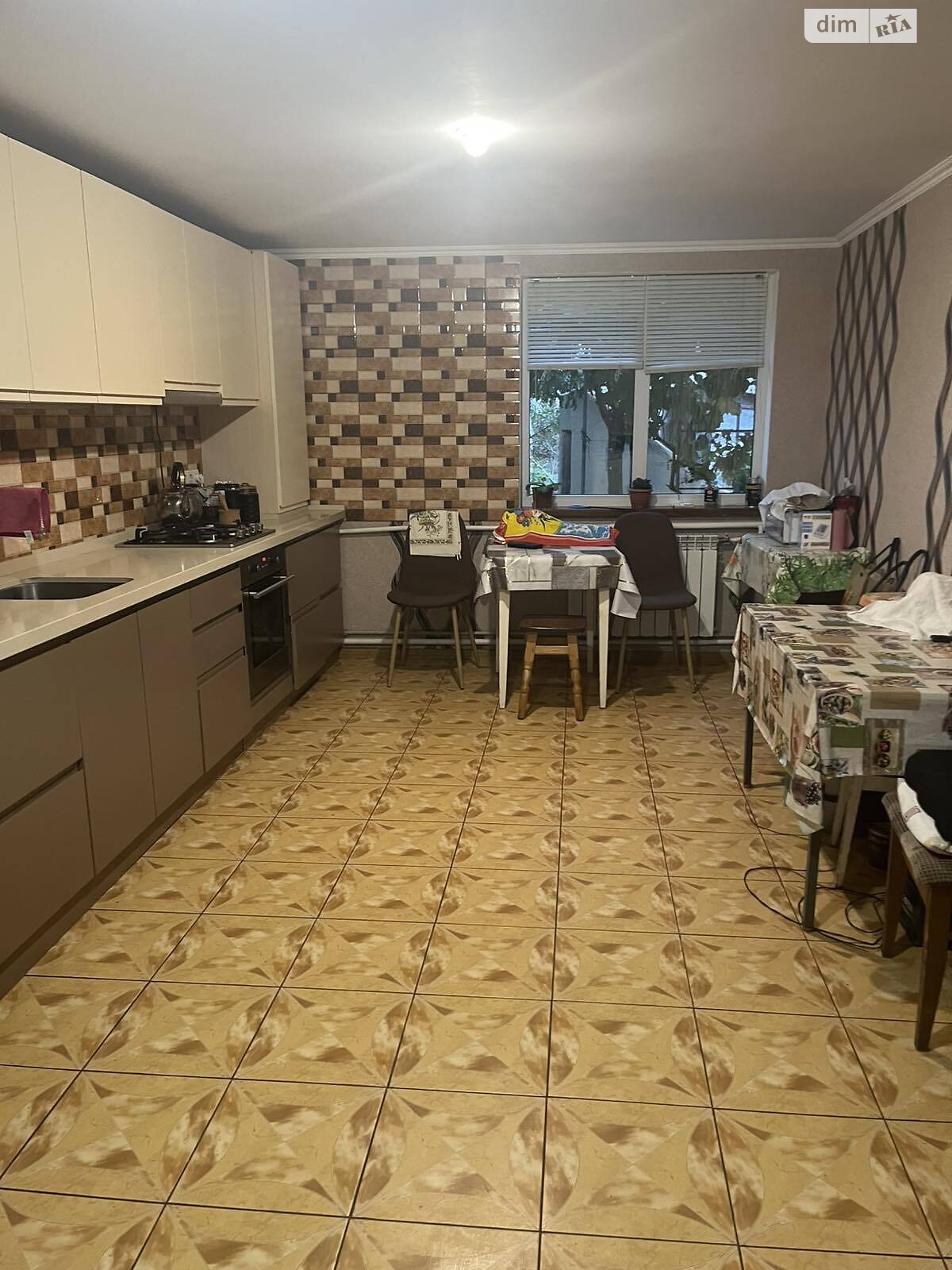 одноэтажный дом с верандой, 115 кв. м, дерево и кирпич. Продажа в Остре фото 1 одноэтажный дом с верандой, 115 кв. м, дерево и кирпич. Продажа в Остре фото 1