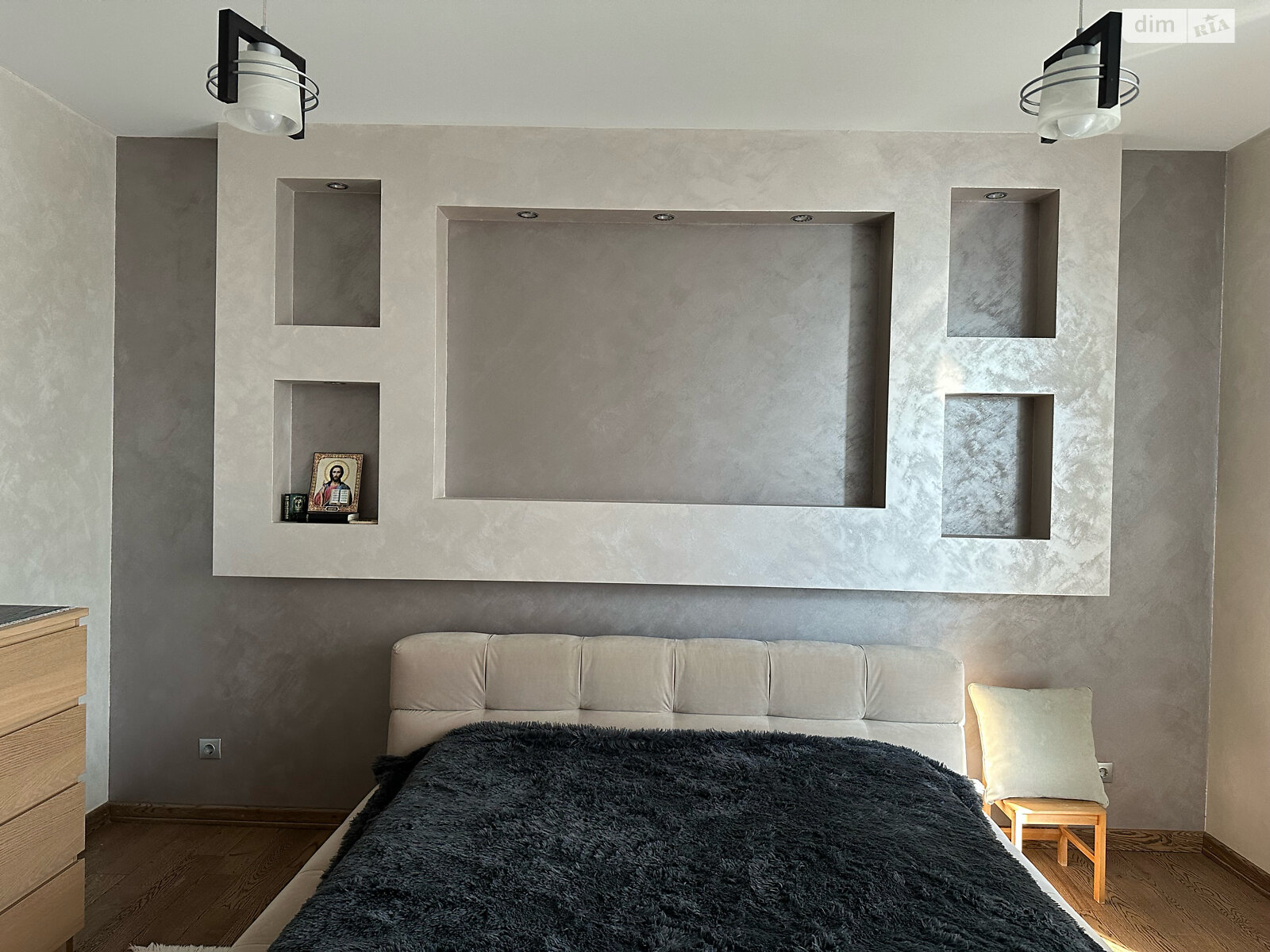 двухэтажный дом с верандой, 450 кв. м, кирпич. Продажа в Острице фото 1 двухэтажный дом с верандой, 450 кв. м, кирпич. Продажа в Острице фото 1