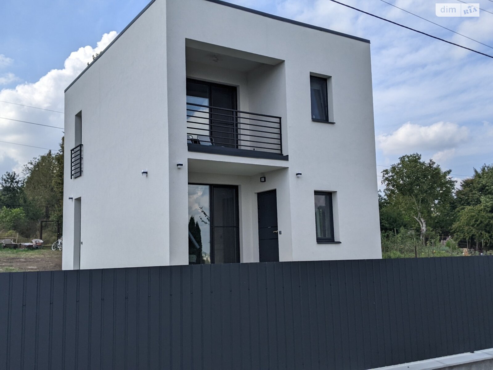 двухэтажный дом с верандой, 90 кв. м, керамический блок. Продажа в Острове фото 1