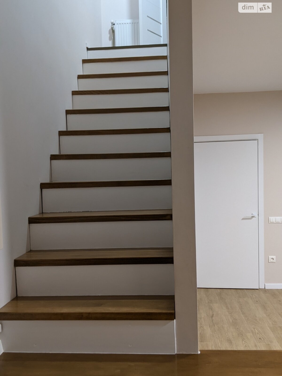 двухэтажный дом с верандой, 90 кв. м, керамический блок. Продажа в Острове фото 1