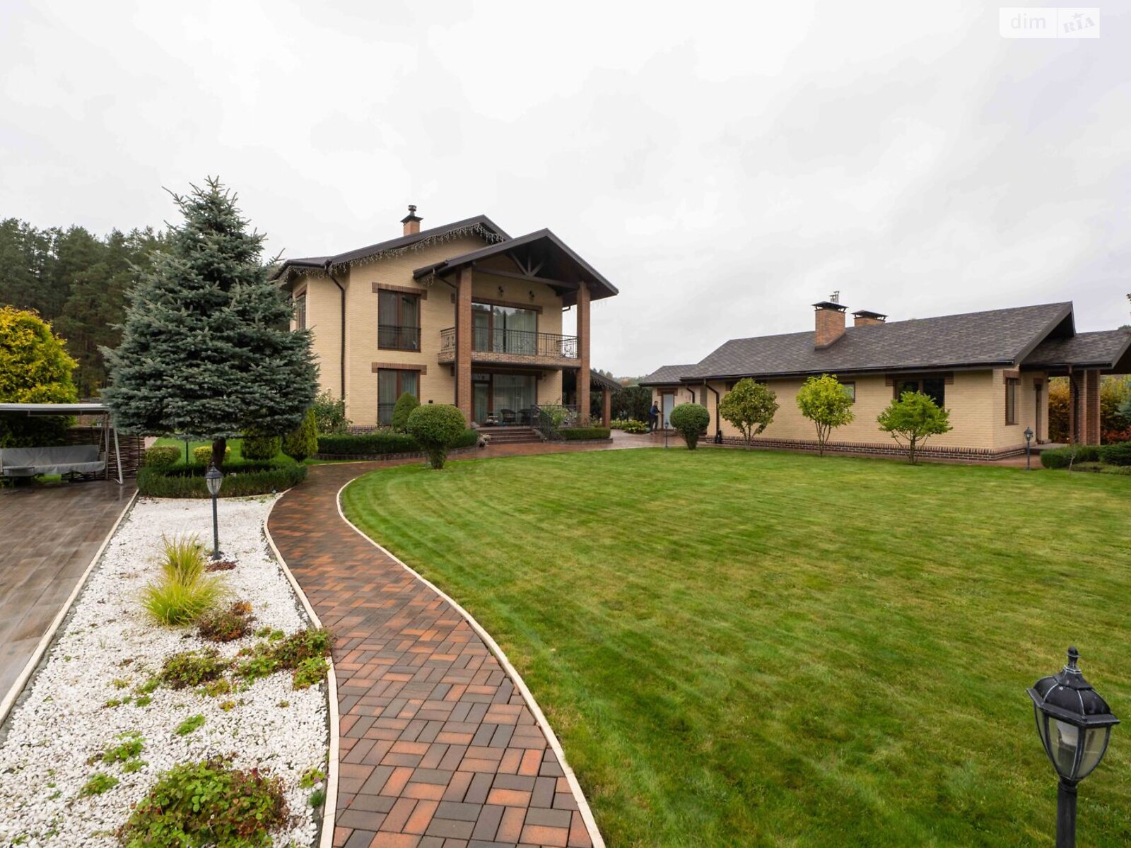 двоповерховий будинок з верандою, 217.1 кв. м, цегла. Продаж у Осикове фото 1