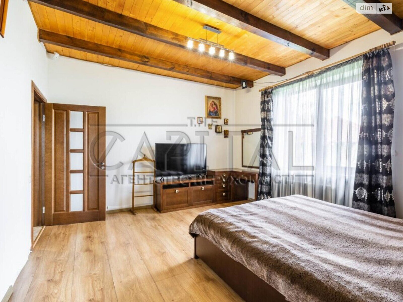 двухэтажный дом с ремонтом, 295 кв. м, кирпич. Продажа в Осыковом фото 1