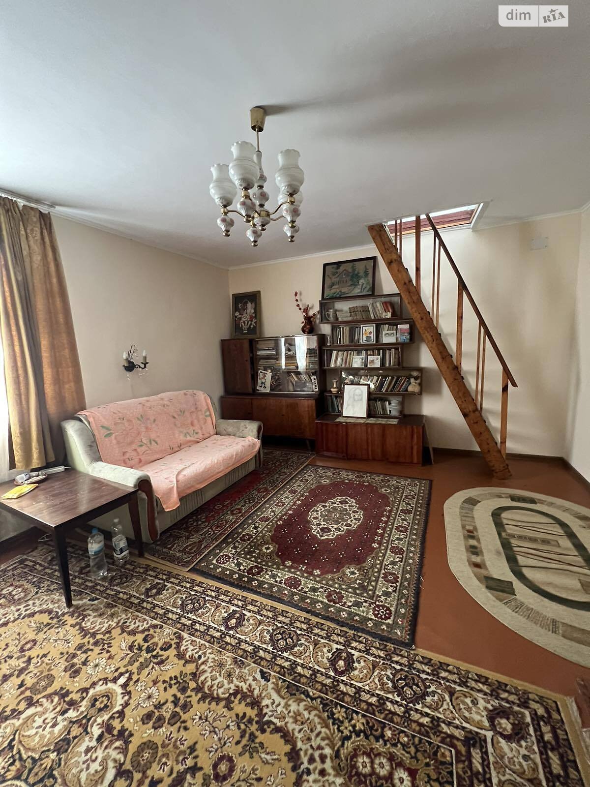 трехэтажный дом, 50 кв. м, кирпич. Продажа в Отрадном фото 1 трехэтажный дом, 50 кв. м, кирпич. Продажа в Отрадном фото 1