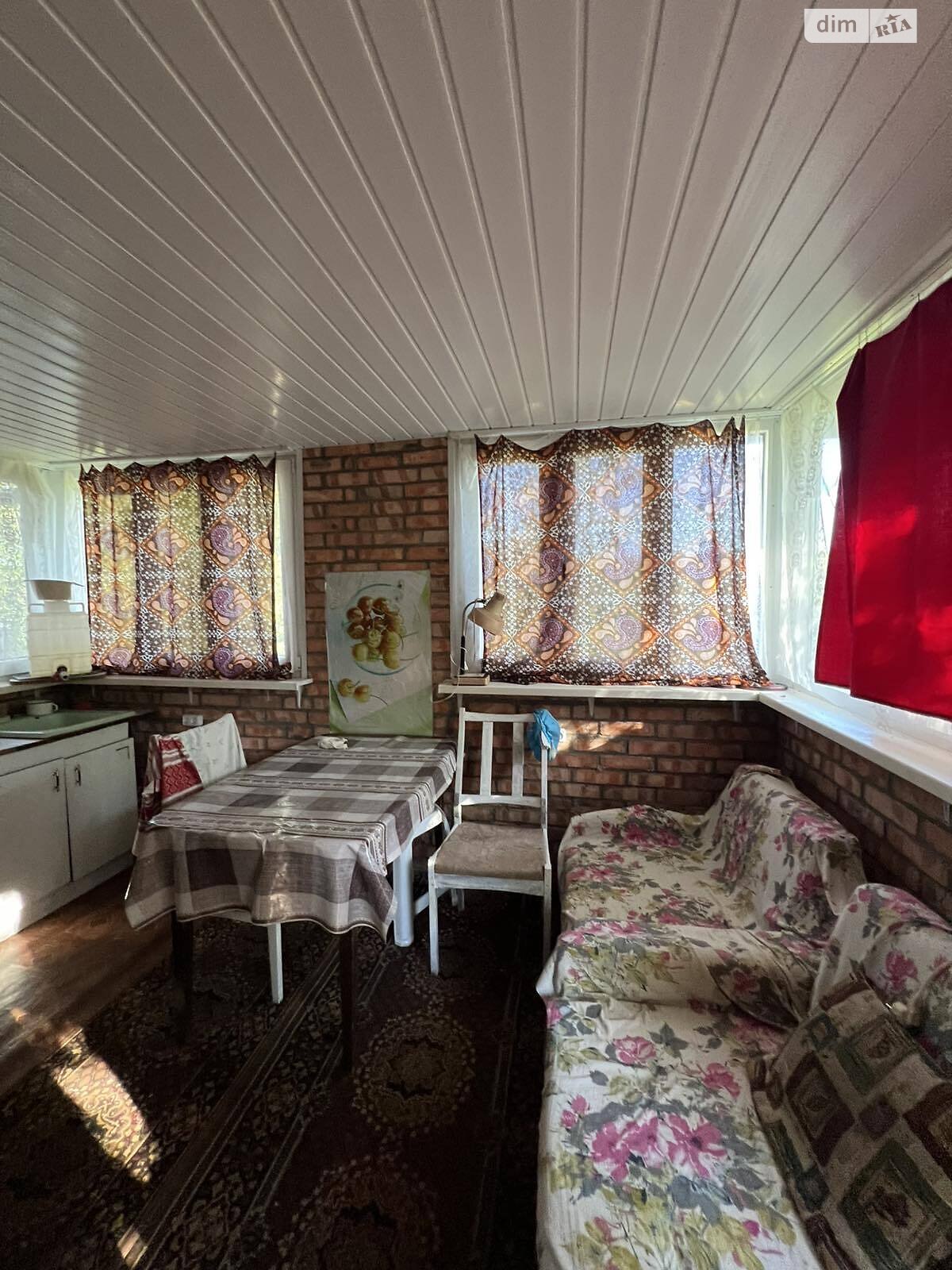 трехэтажный дом, 50 кв. м, кирпич. Продажа в Отрадном фото 1 трехэтажный дом, 50 кв. м, кирпич. Продажа в Отрадном фото 1