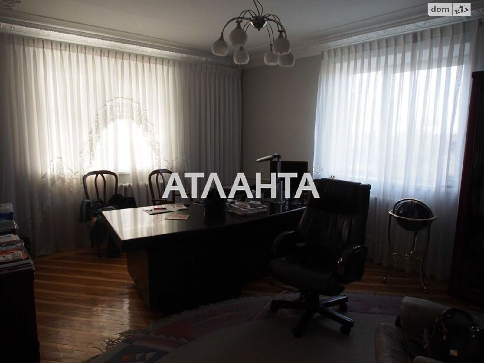 двухэтажный дом, 244 кв. м, кирпич. Продажа в Александровке фото 1