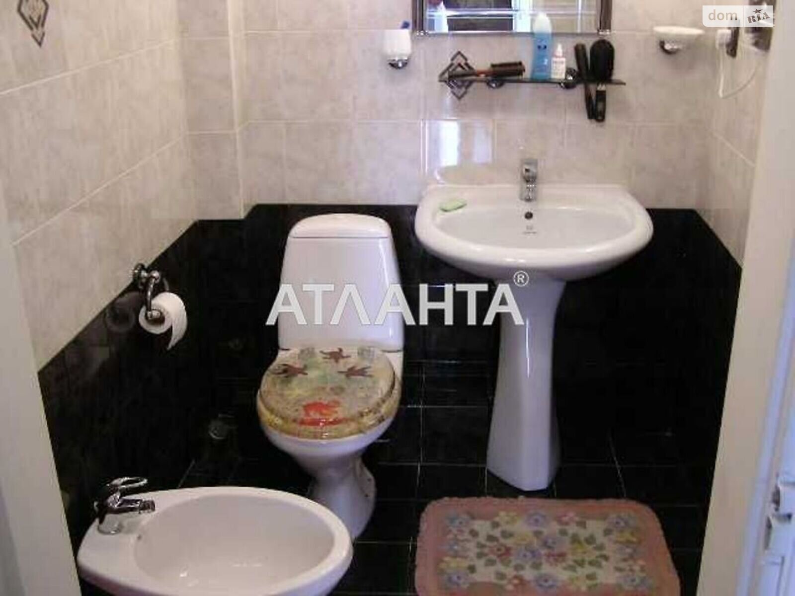 двухэтажный дом, 244 кв. м, кирпич. Продажа в Александровке фото 1