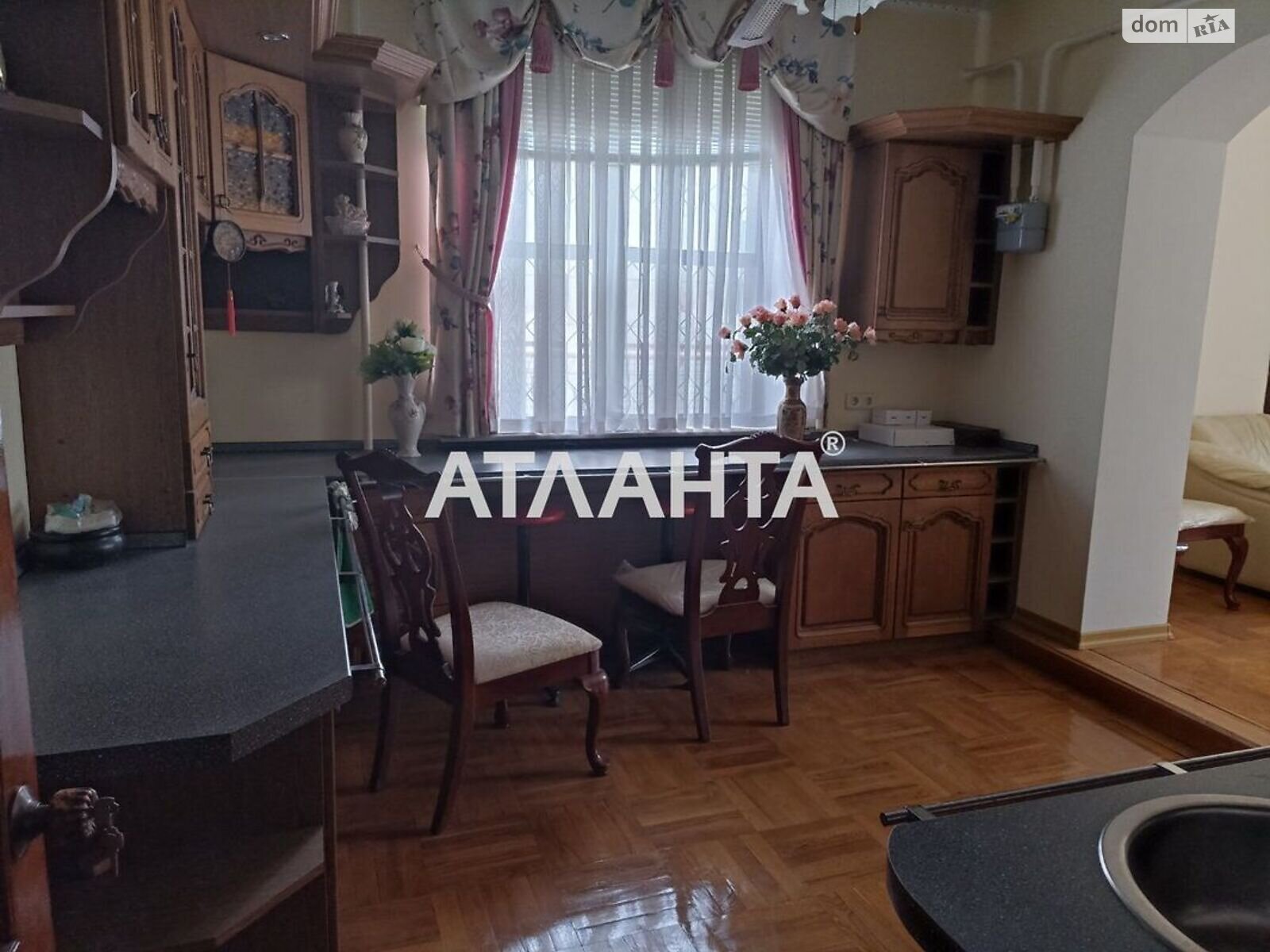 двухэтажный дом, 185.4 кв. м, кирпич. Продажа в Авангарде фото 1