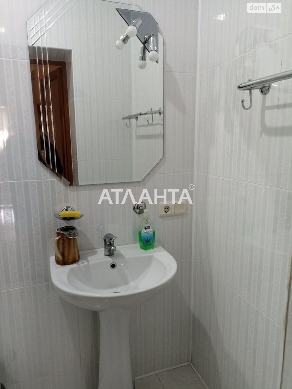 двухэтажный дом, 185.4 кв. м, кирпич. Продажа в Авангарде фото 1