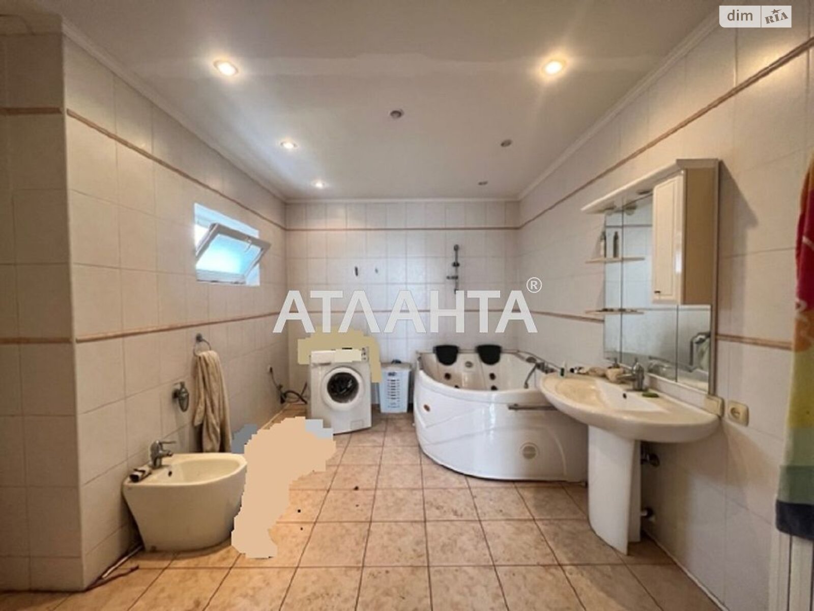 триповерховий будинок, 360 кв. м, цегла. Продаж в Одесі, район Київський фото 1 триповерховий будинок, 360 кв. м, цегла. Продаж в Одесі, район Київський фото 1