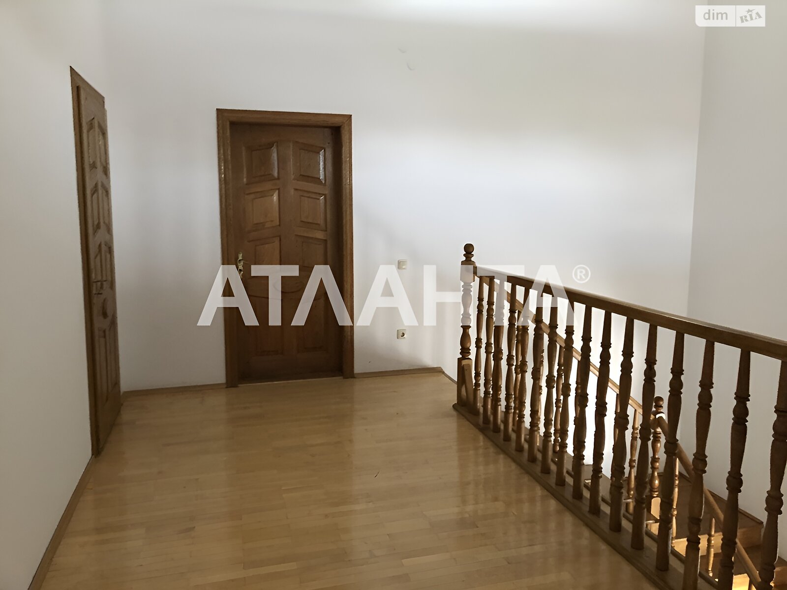 двоповерховий будинок бесідка, 649.2 кв. м, кирпич. Продаж у Санжійці фото 1 двоповерховий будинок бесідка, 649.2 кв. м, кирпич. Продаж у Санжійці фото 1