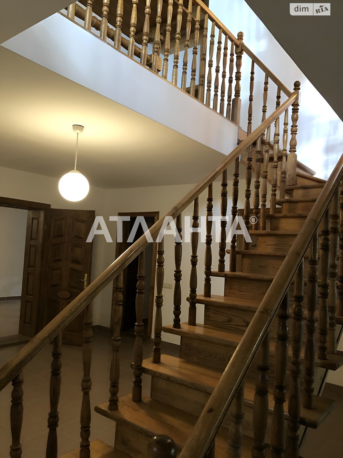 двоповерховий будинок бесідка, 649.2 кв. м, кирпич. Продаж у Санжійці фото 1 двоповерховий будинок бесідка, 649.2 кв. м, кирпич. Продаж у Санжійці фото 1