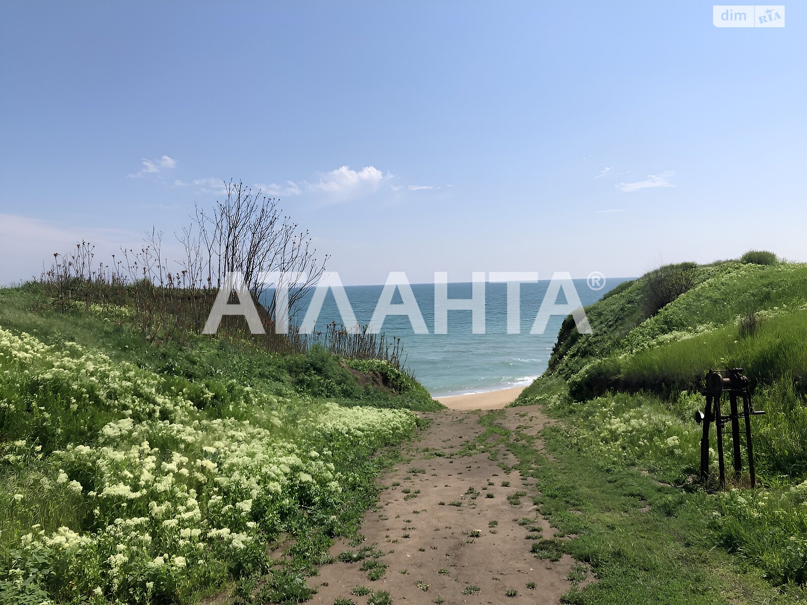 двоповерховий будинок бесідка, 649.2 кв. м, кирпич. Продаж у Санжійці фото 1 двоповерховий будинок бесідка, 649.2 кв. м, кирпич. Продаж у Санжійці фото 1