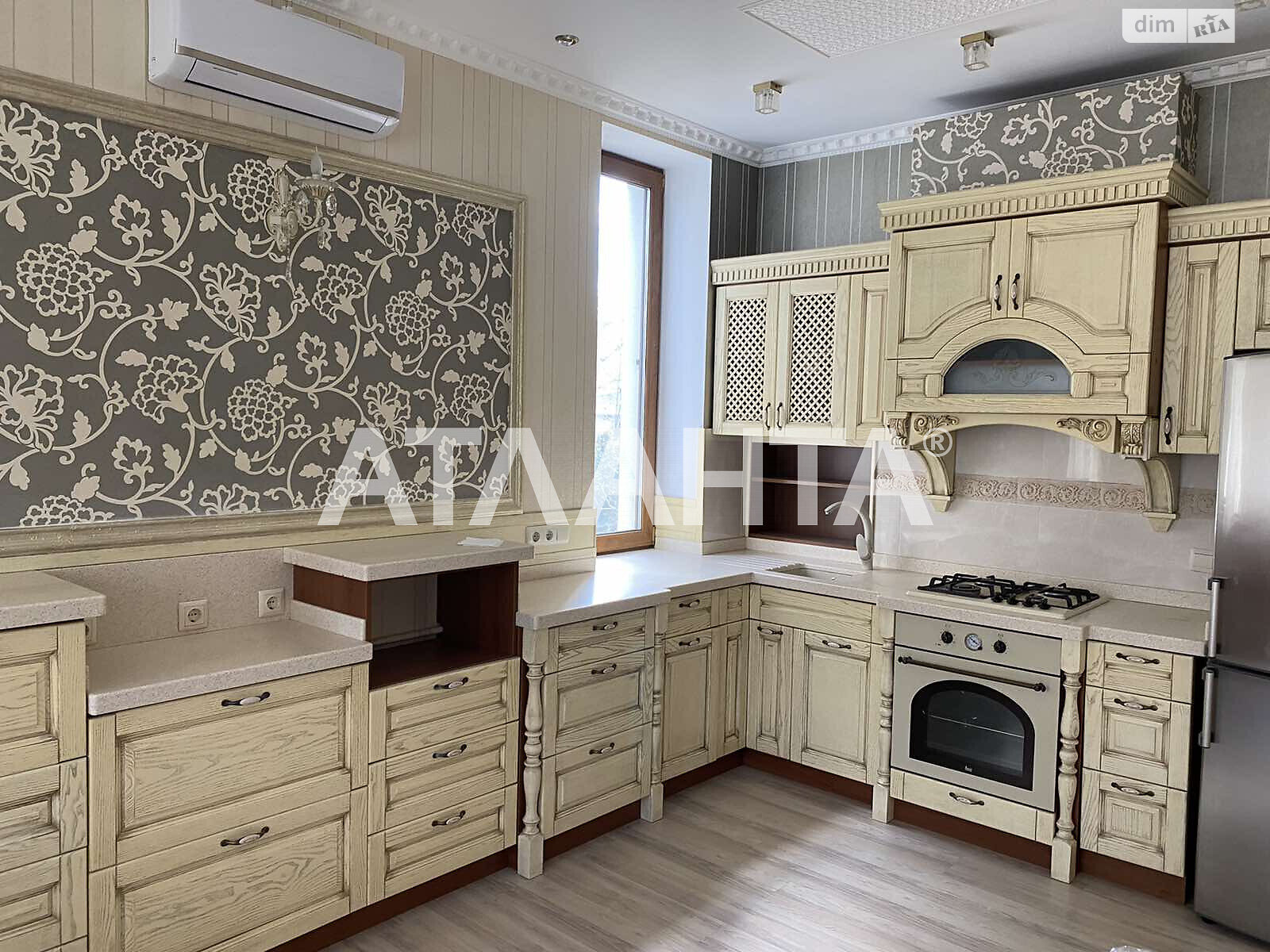 двухэтажный дом беседка, 430.3 кв. м, ракушечник (ракушняк). Продажа в Овидиополе район Совиньон фото 1 двухэтажный дом беседка, 430.3 кв. м, ракушечник (ракушняк). Продажа в Овидиополе район Совиньон фото 1