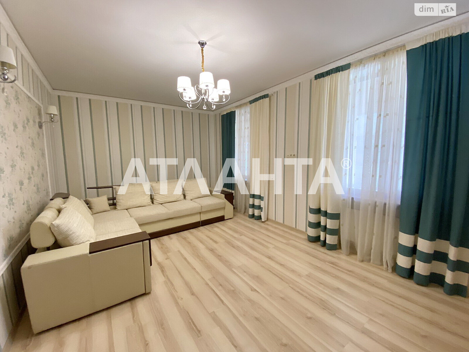 двухэтажный дом беседка, 430.3 кв. м, ракушечник (ракушняк). Продажа в Овидиополе район Совиньон фото 1 двухэтажный дом беседка, 430.3 кв. м, ракушечник (ракушняк). Продажа в Овидиополе район Совиньон фото 1