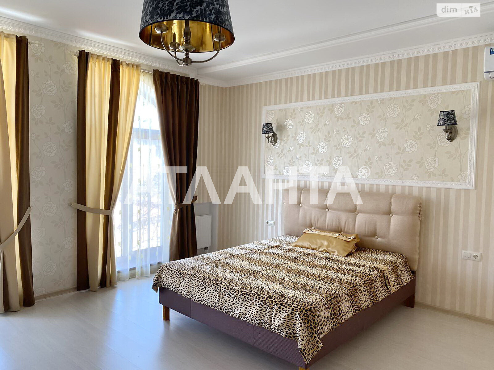 двухэтажный дом беседка, 430.3 кв. м, ракушечник (ракушняк). Продажа в Овидиополе район Совиньон фото 1 двухэтажный дом беседка, 430.3 кв. м, ракушечник (ракушняк). Продажа в Овидиополе район Совиньон фото 1