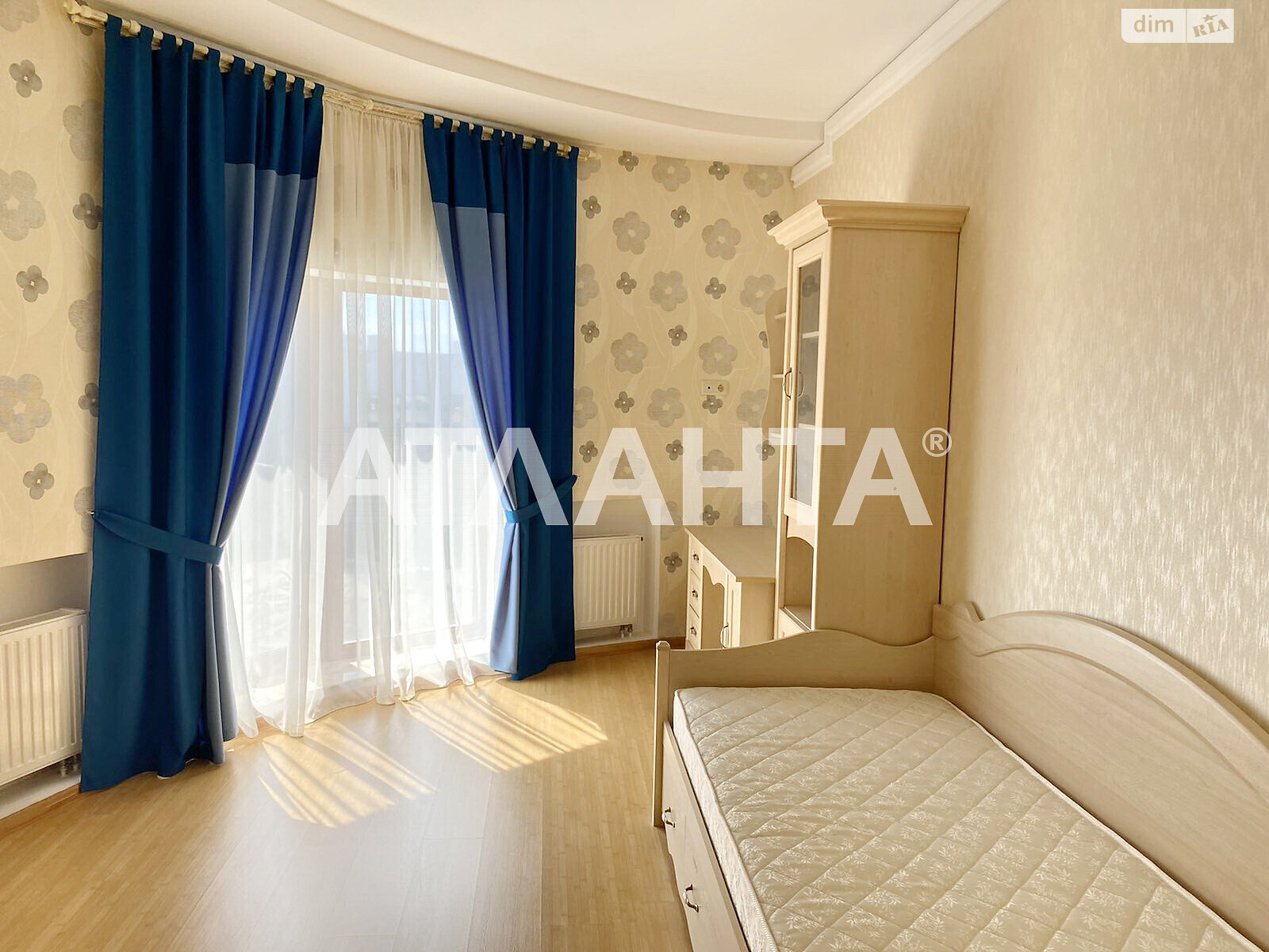 двухэтажный дом беседка, 430.3 кв. м, ракушечник (ракушняк). Продажа в Овидиополе район Совиньон фото 1 двухэтажный дом беседка, 430.3 кв. м, ракушечник (ракушняк). Продажа в Овидиополе район Совиньон фото 1