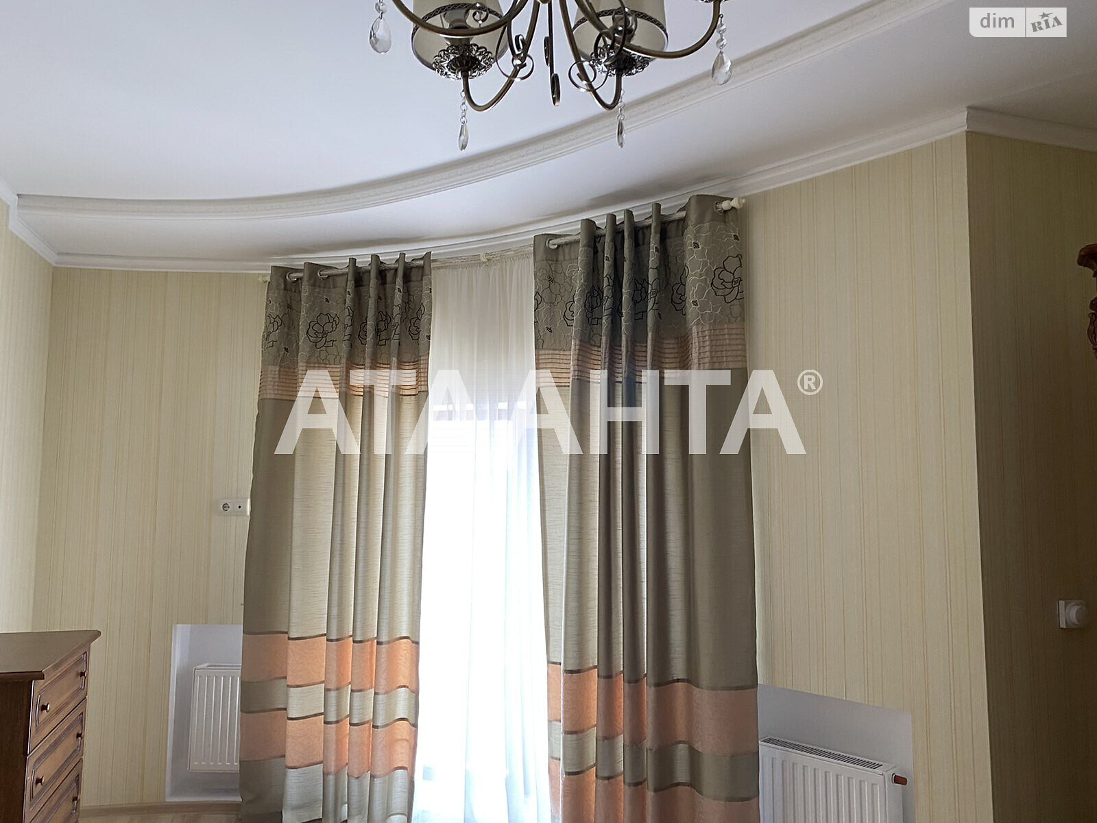 двухэтажный дом беседка, 430.3 кв. м, ракушечник (ракушняк). Продажа в Овидиополе район Совиньон фото 1 двухэтажный дом беседка, 430.3 кв. м, ракушечник (ракушняк). Продажа в Овидиополе район Совиньон фото 1