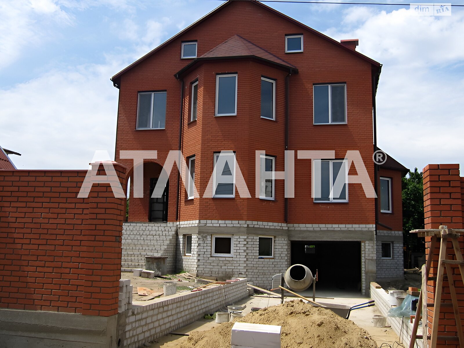 трехэтажный дом беседка, 296.5 кв. м, газобетон. Продажа в Великодолинском фото 1 трехэтажный дом беседка, 296.5 кв. м, газобетон. Продажа в Великодолинском фото 1