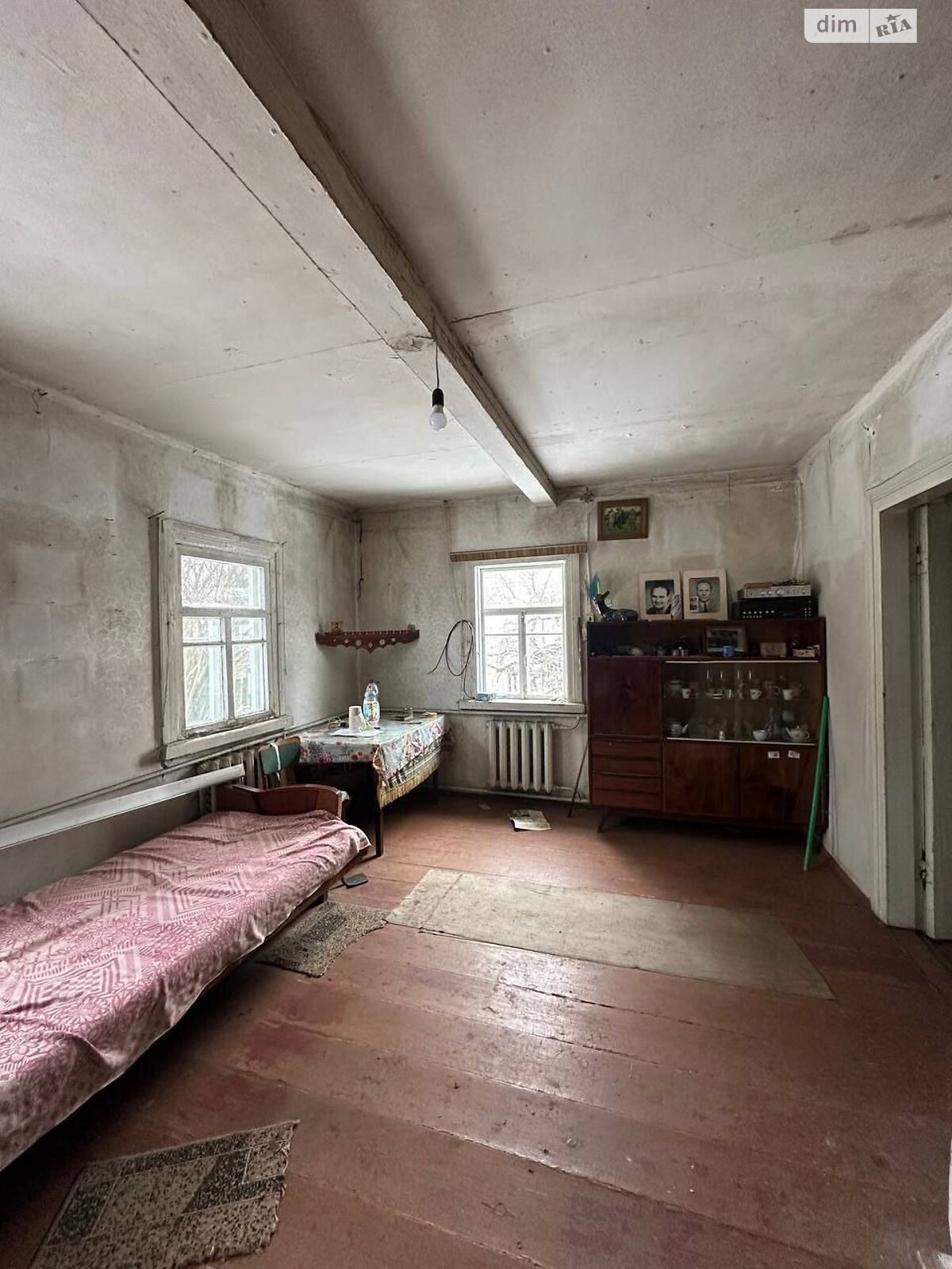 одноэтажный дом с гаражом, 60 кв. м, дерево и кирпич. Продажа в Озерах фото 1