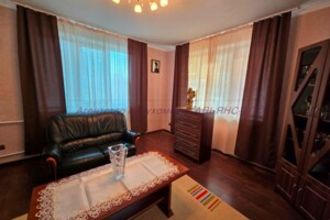 двухэтажный дом с ремонтом, 254 кв. м, кирпич. Продажа в Палади-Комаровцы фото 2