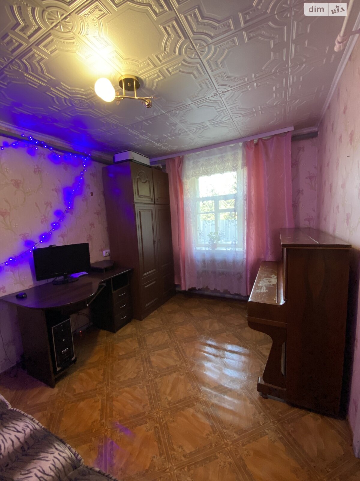 двоповерховий будинок з гаражем, 68 кв. м, цегла. Продаж у Печенігах фото 1 двоповерховий будинок з гаражем, 68 кв. м, цегла. Продаж у Печенігах фото 1