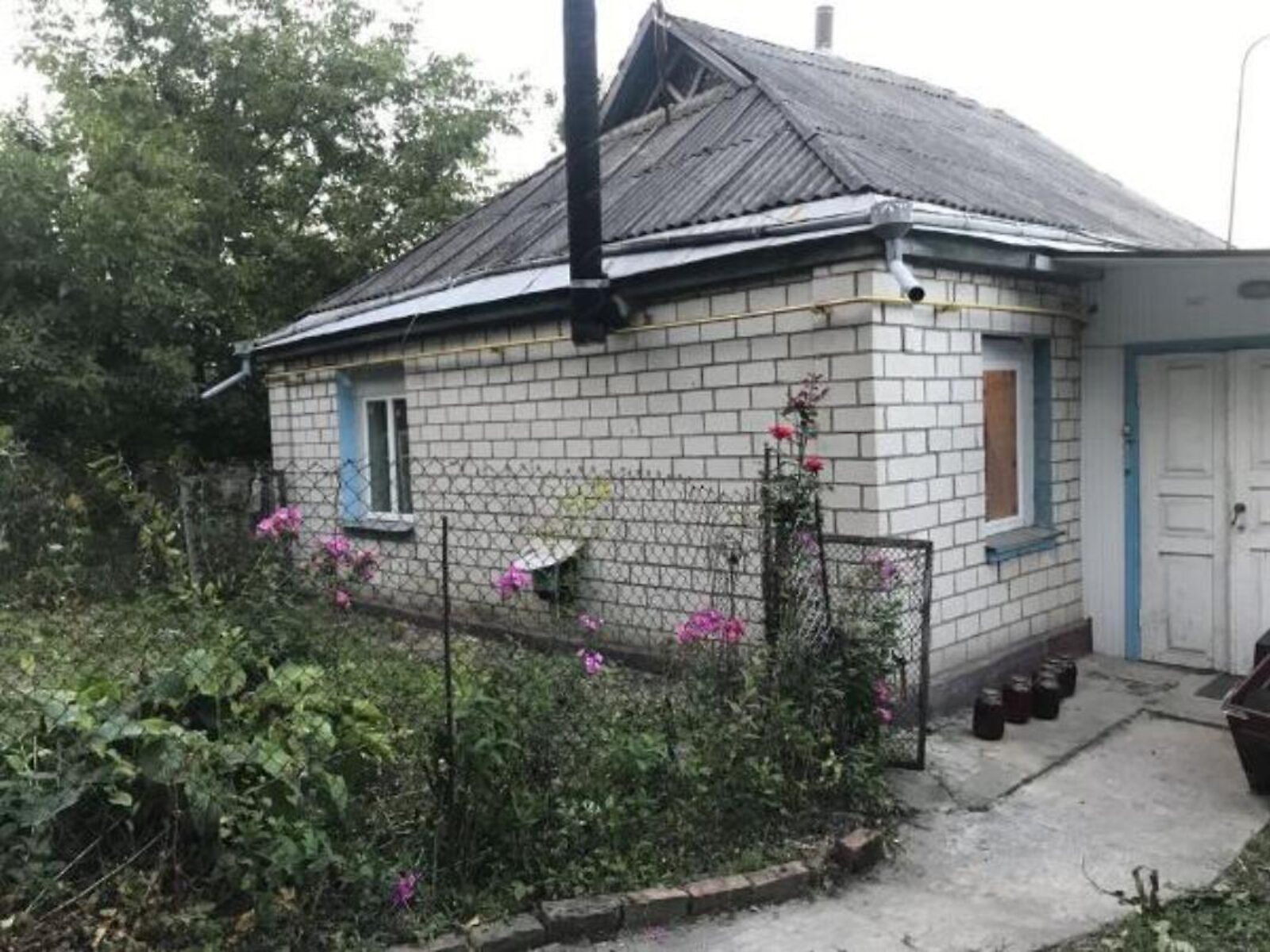 одноповерховий будинок з верандою, 48.5 кв. м, дерево та цегла. Продаж у Пекарях фото 1 одноповерховий будинок з верандою, 48.5 кв. м, дерево та цегла. Продаж у Пекарях фото 1